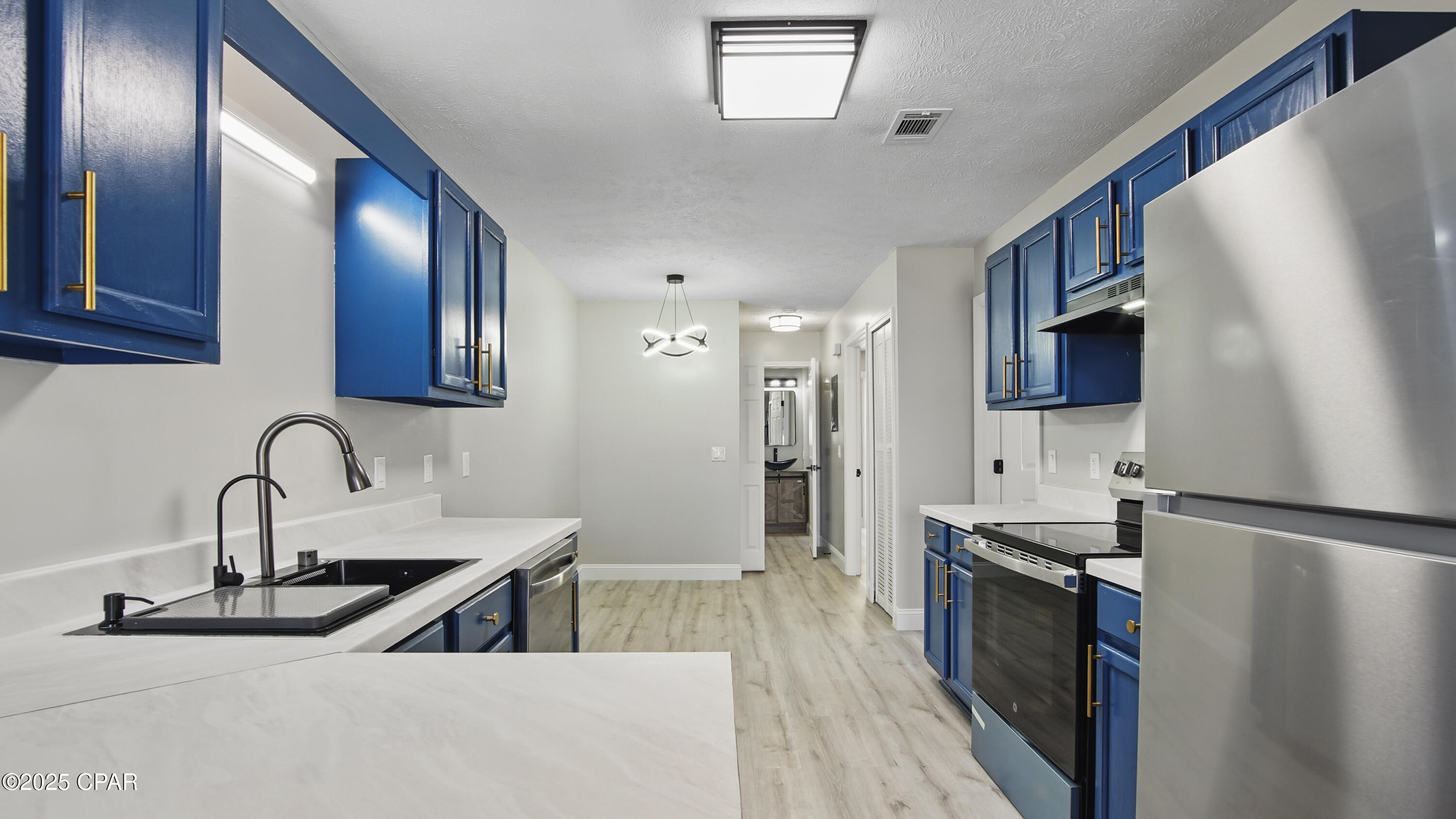 Conwoyfdpzg3y5pn0j6yo4r2hsop5colm5bu2apk0au