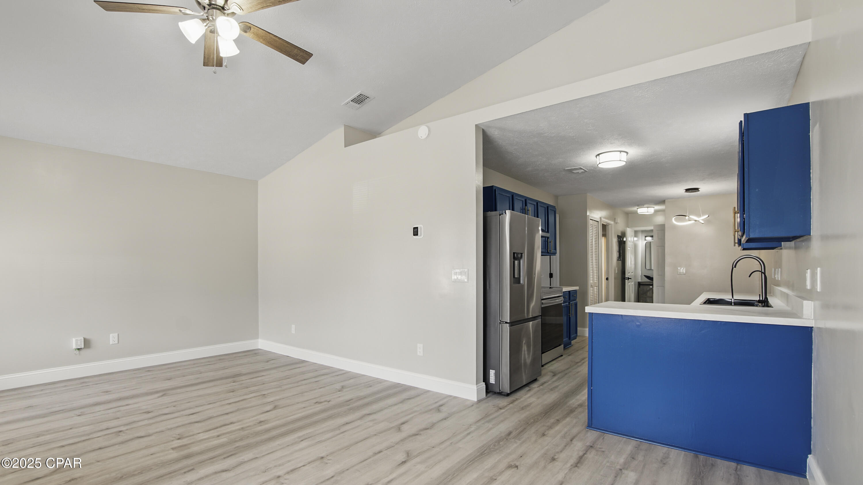 8rmyx_vhlzbwznxo Npmp0iiy2zld_zjo9ipmtdyfxk