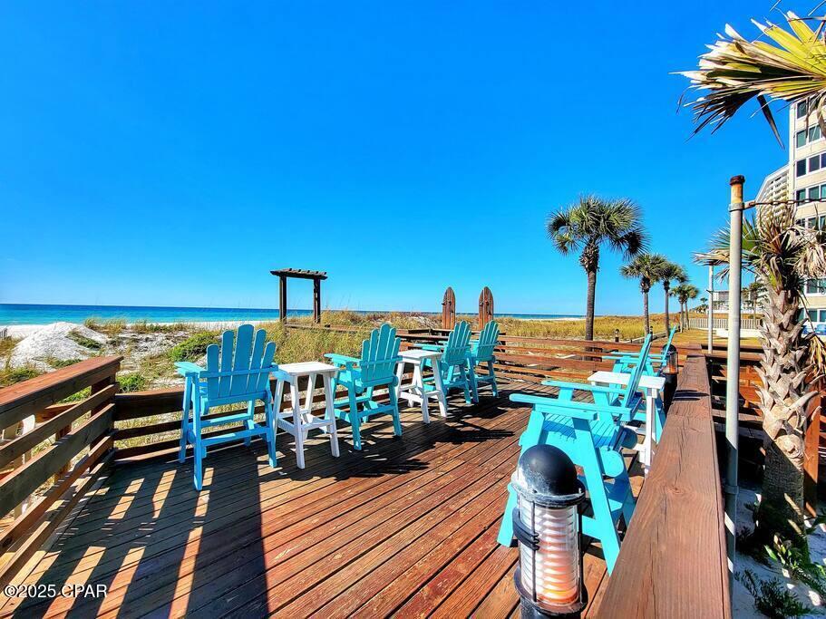 R4q Eq320cw Rvgwcojmcz2koyxyo575avelacawoli