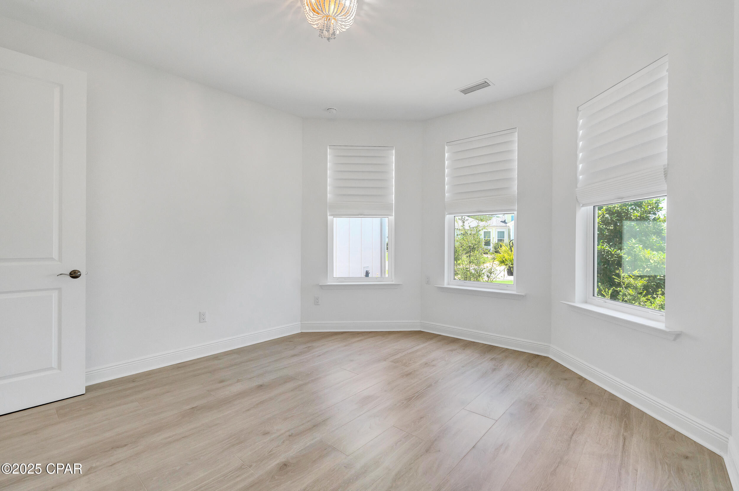 Zn 1l9wcdhm8fmrwpq1vy9fluv4cr5doiewauzlvrxm