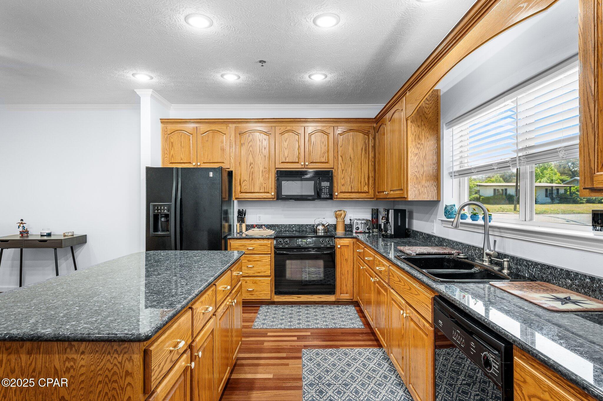 Ktyjsty9pxhqg8mnrlobkp9tya7xl3ihuccccddgqqs