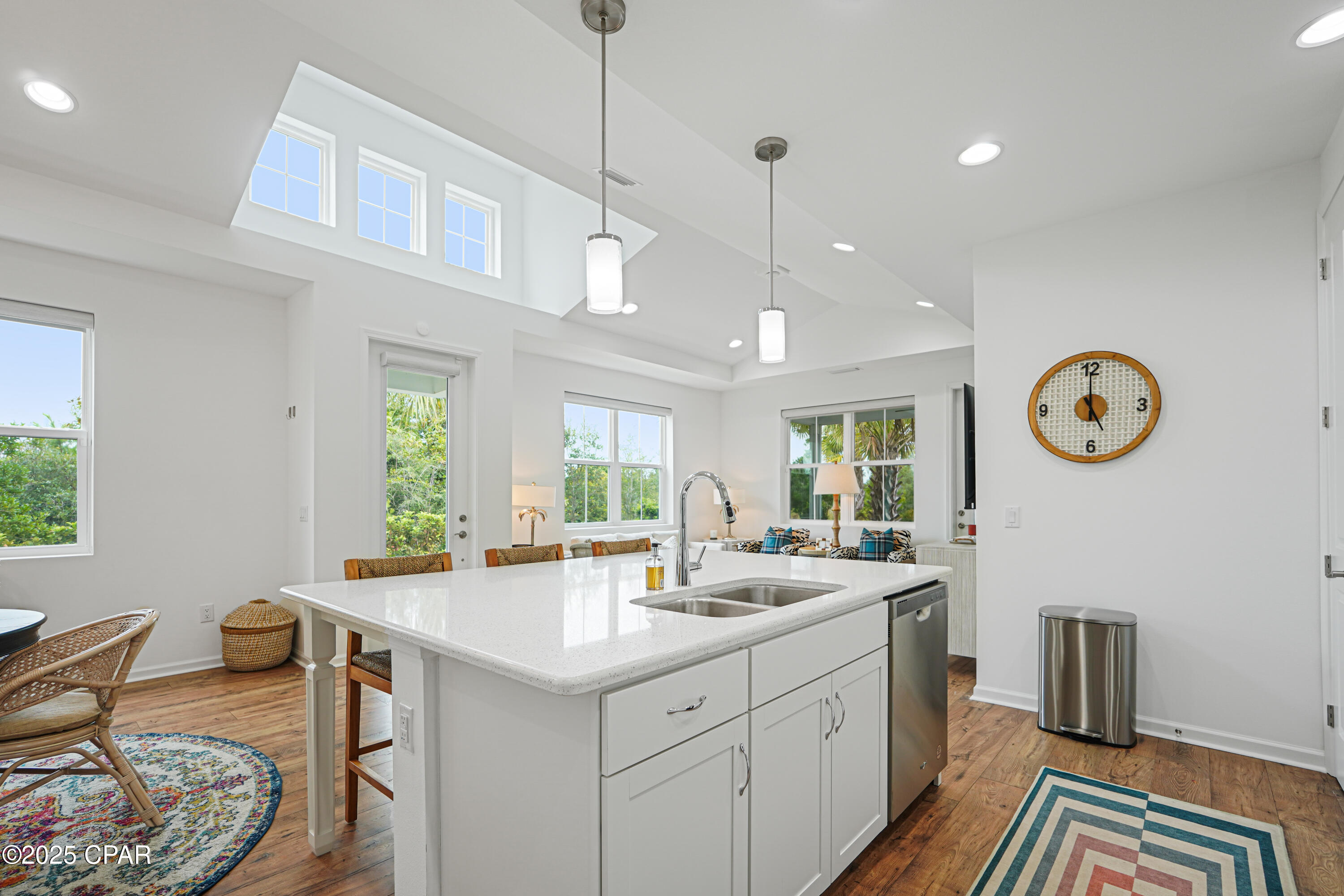 Ev 1upveha_yjx81y7sm2qqpbfex9qs4koo Zmeruom