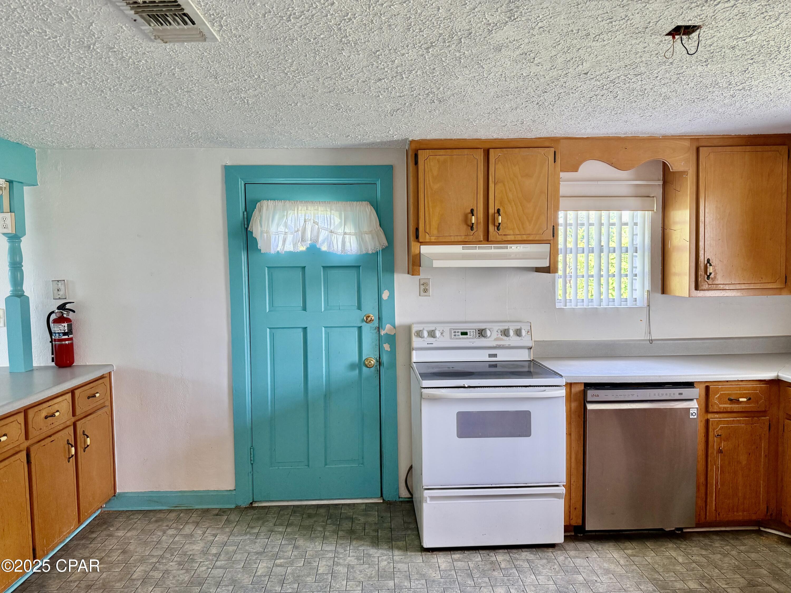 Ibpcznufkgmvcst_hptk5up_5bumfmjawvoux0lhcny