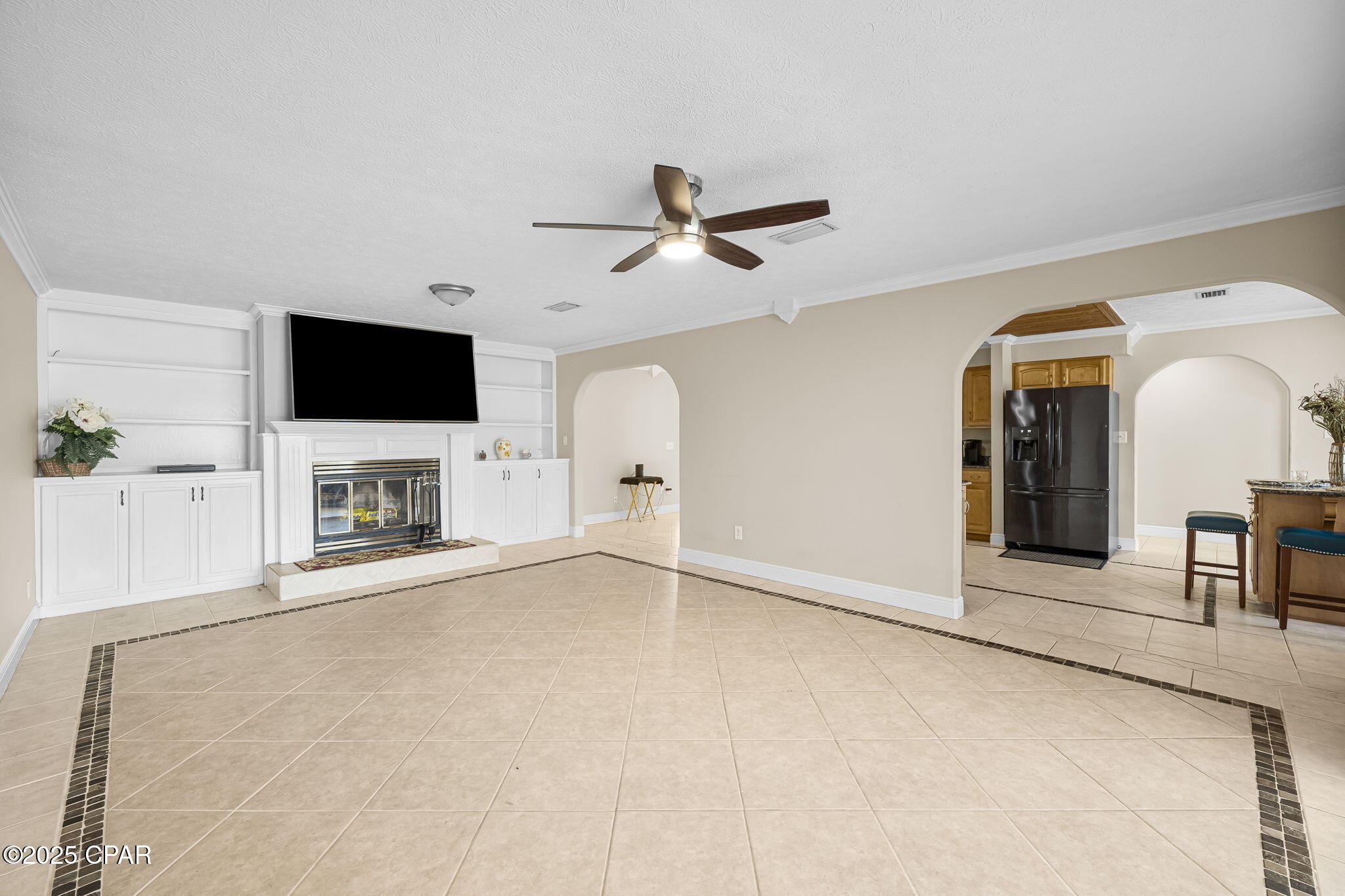 Gi_161uiwpl Hbte00znahlzb83sp81qiekv4r_shbe