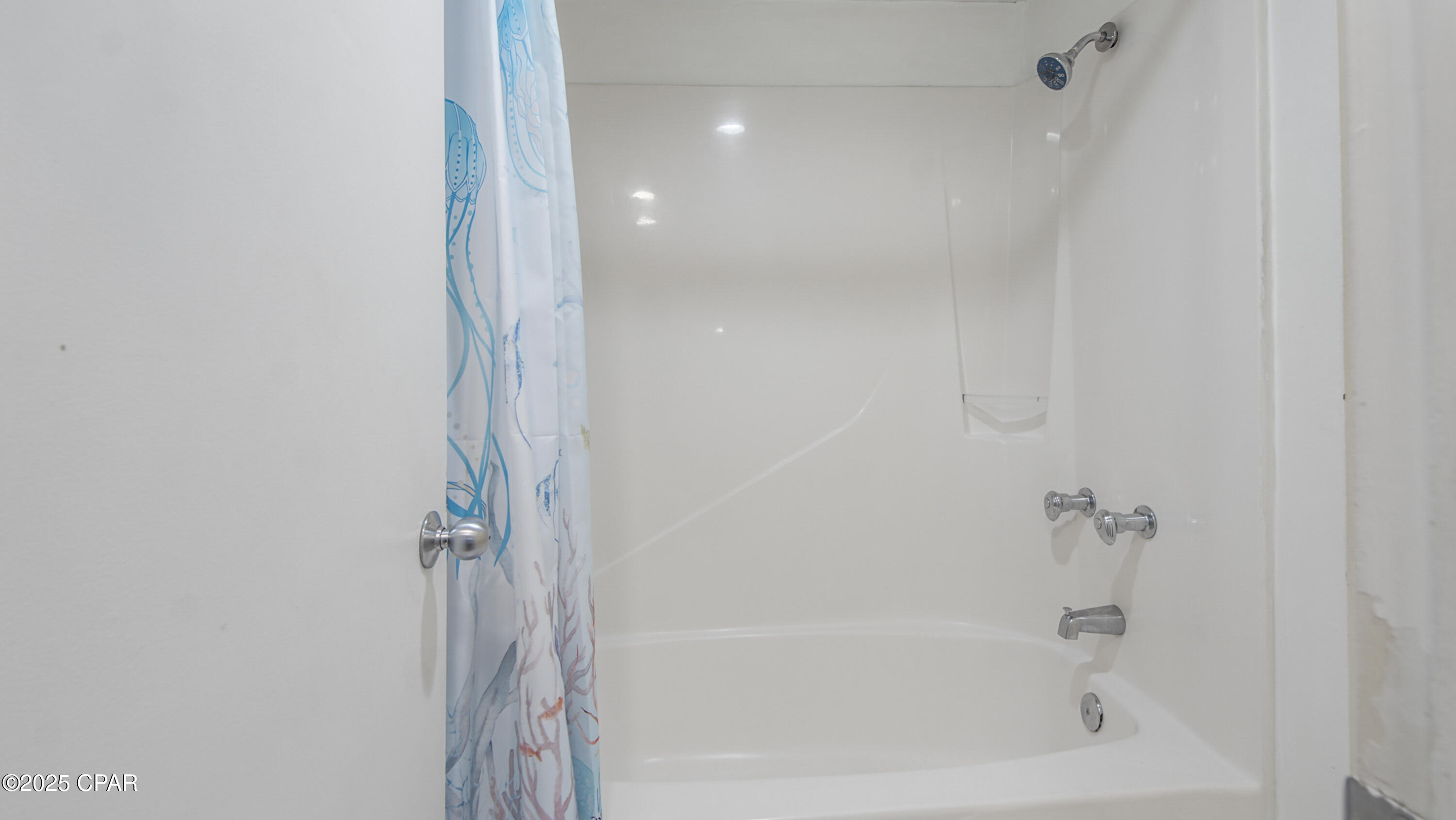 Enqatqeec1xy3vft5rfhnseqkzwzi24jr0bxl_wbava