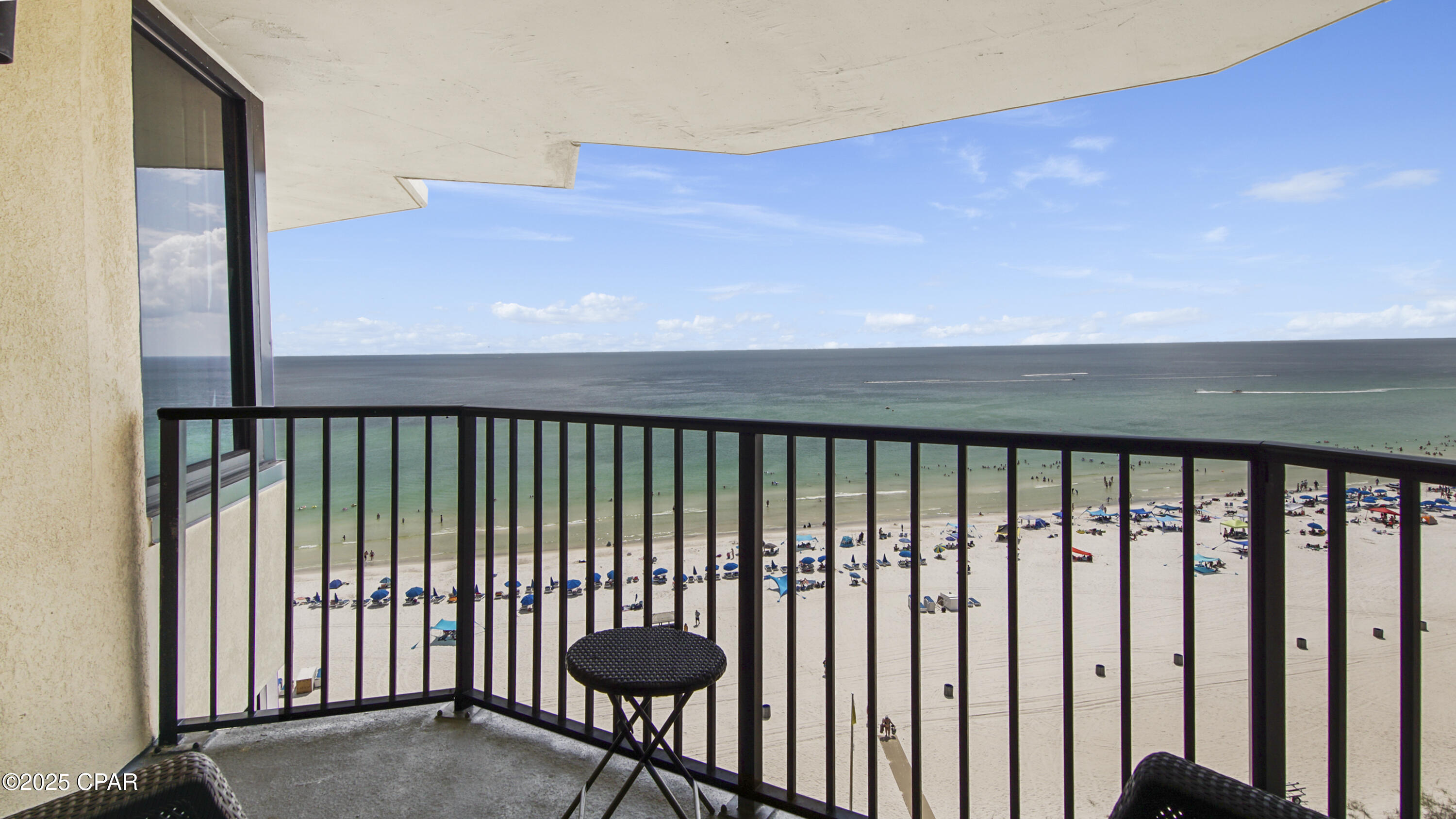 Image 20 For 9850 Thomas Drive 1110e