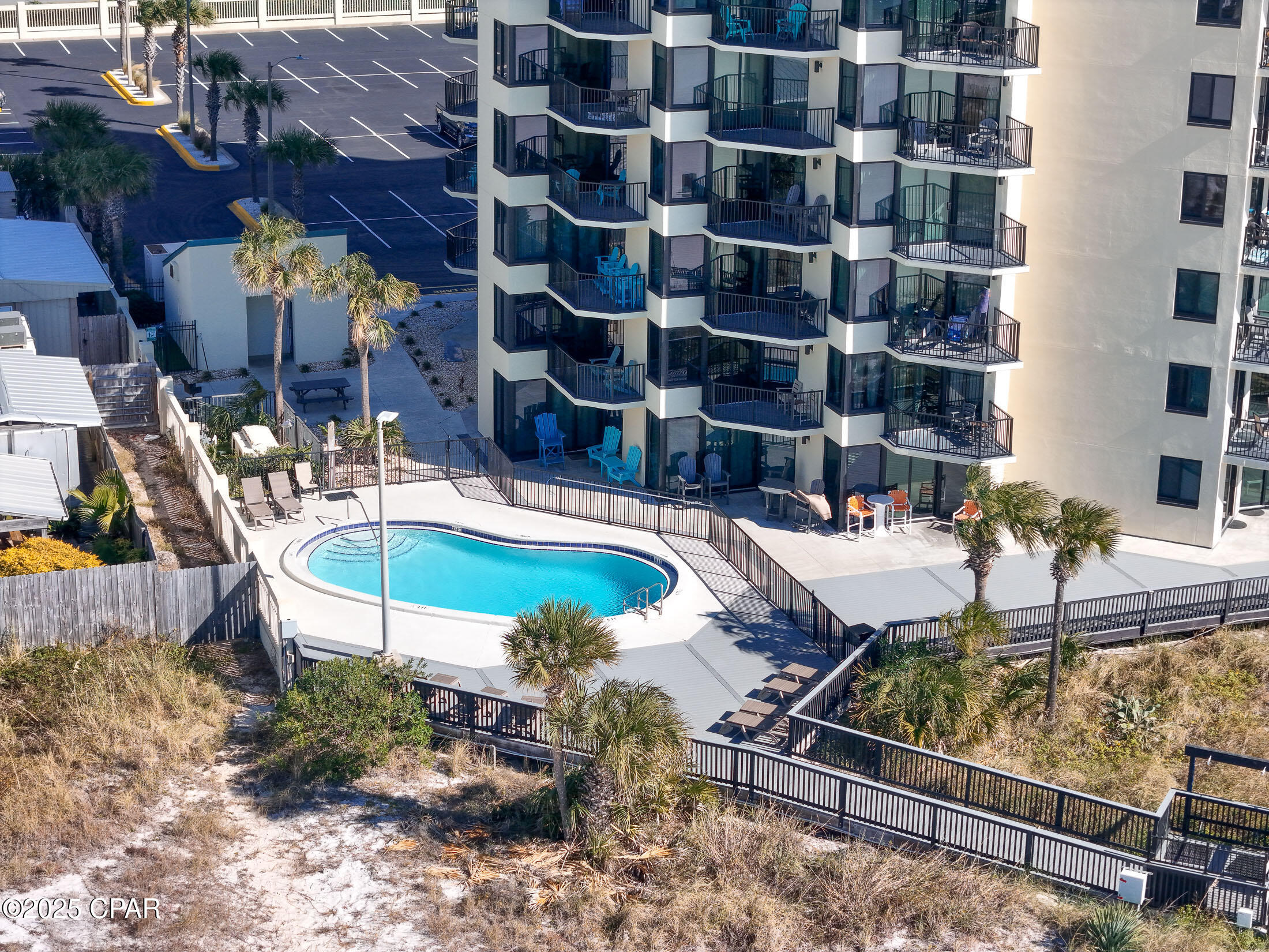 Image 24 For 9850 Thomas Drive 1110e