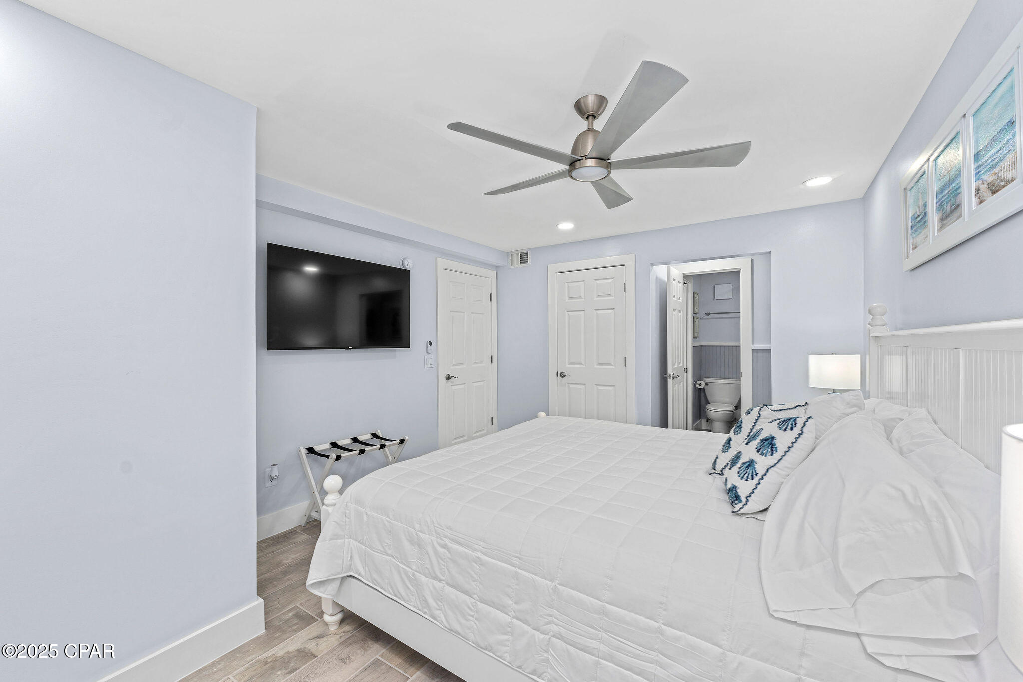 Image 23 For 8743 Thomas Drive 1108