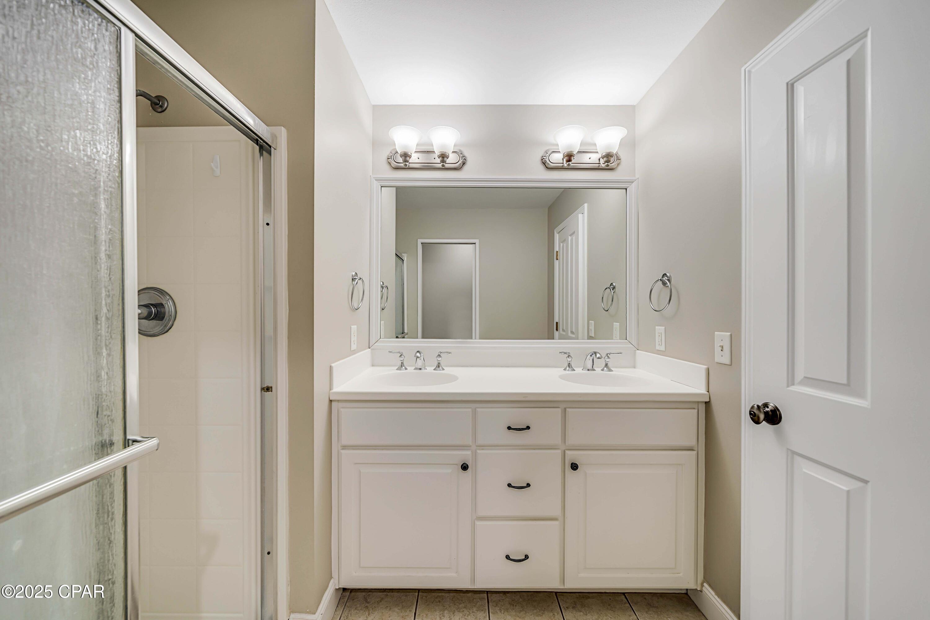 X_27es8chshbkzhwhxvx9riuem0iinmf_vunij9ufpy