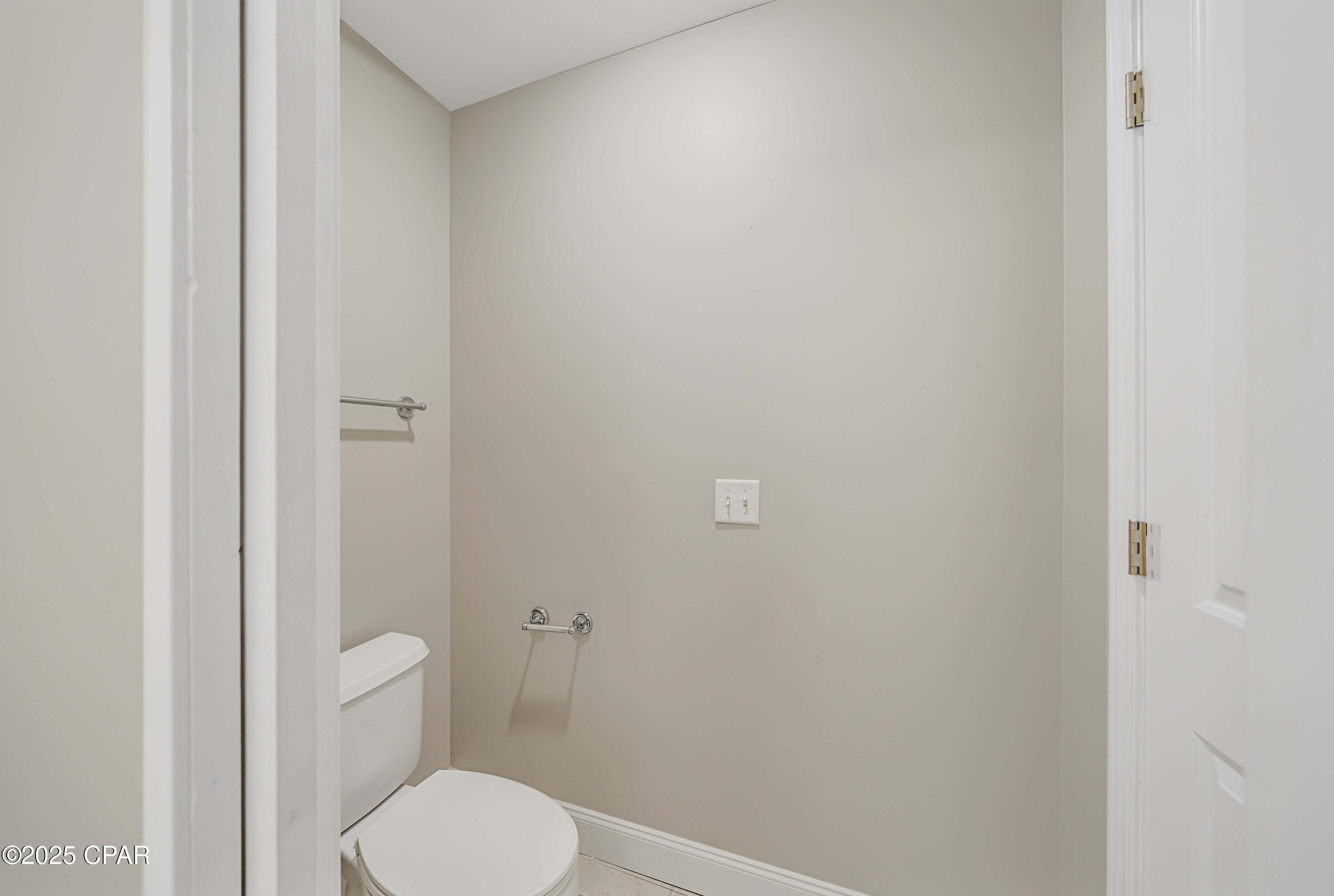 Chpjmnwphvqg9k3yykd65vj9gxdbdl5clto26d63 J4