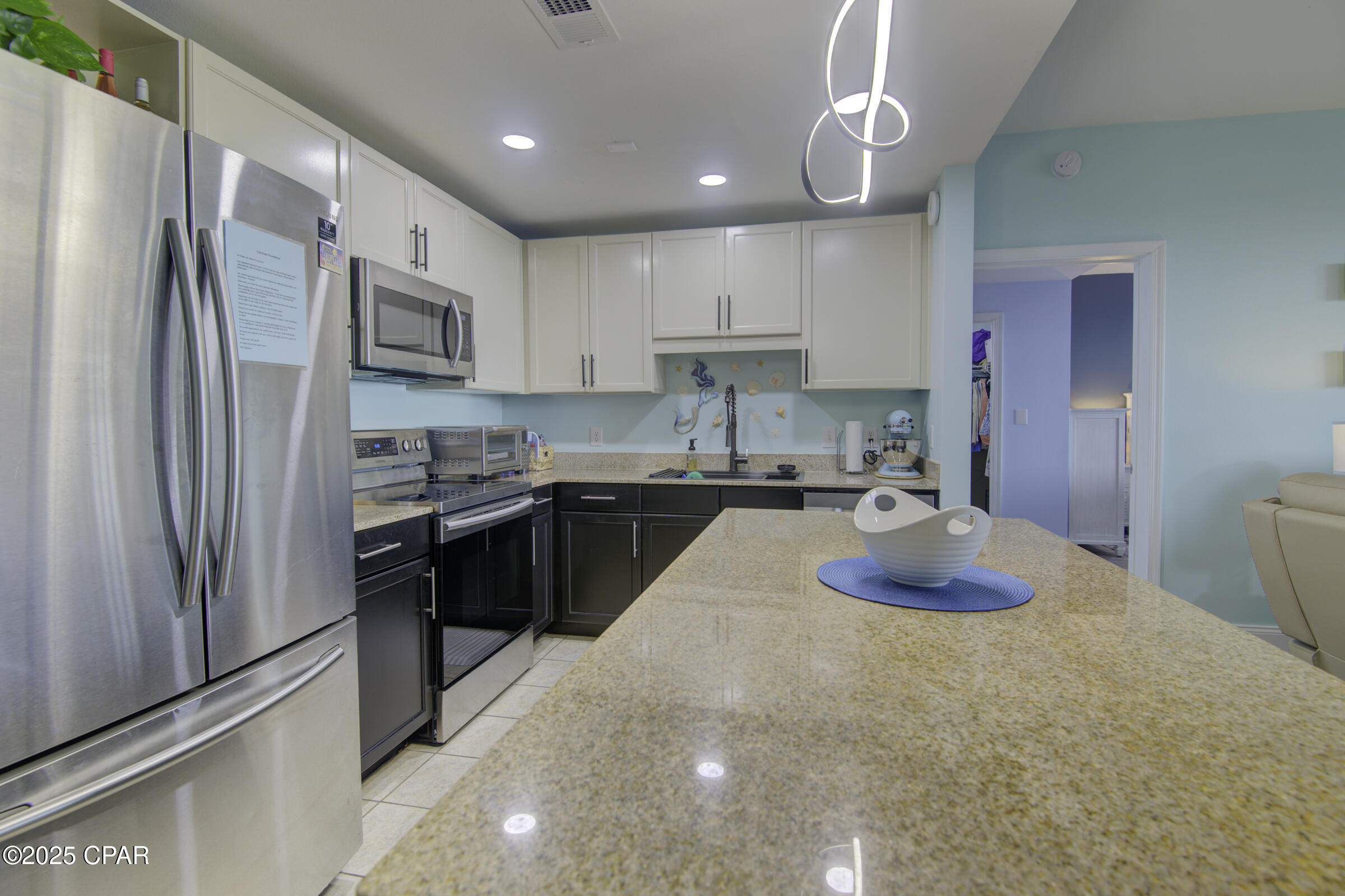 Image 14 For 9860 Thomas Drive 725