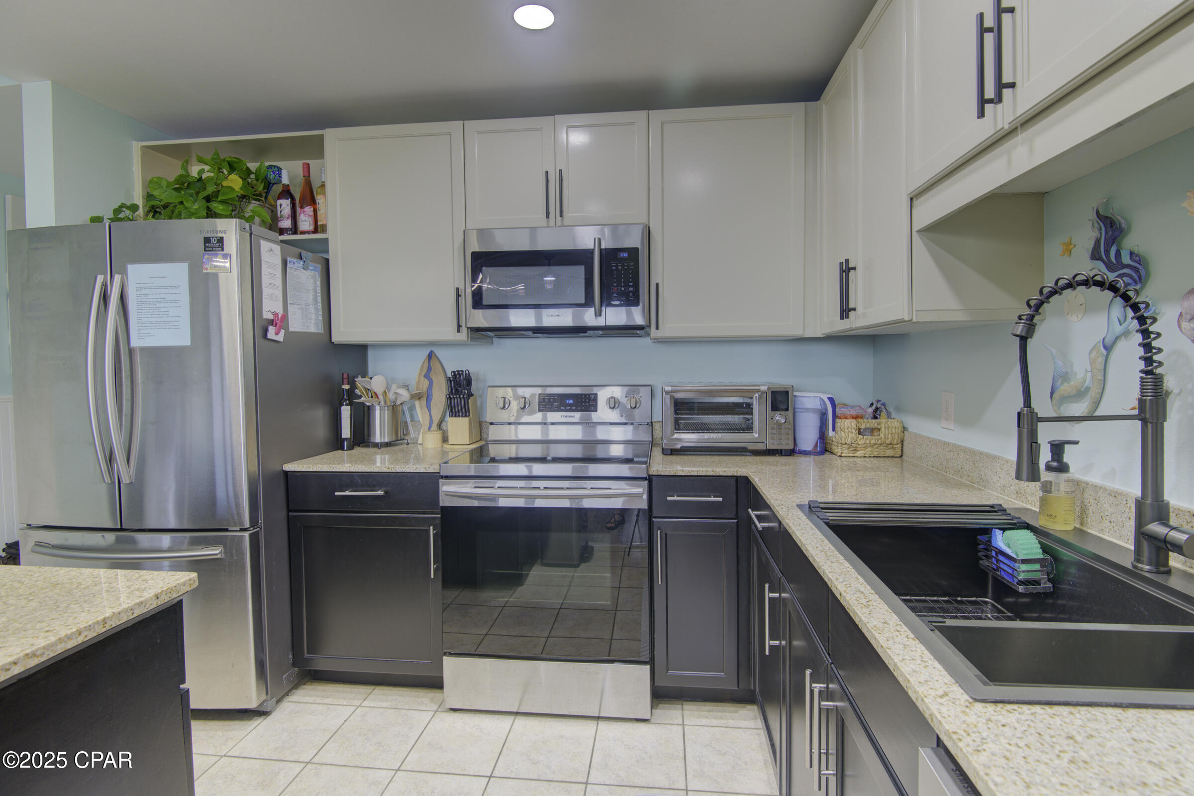 Image 17 For 9860 Thomas Drive 725