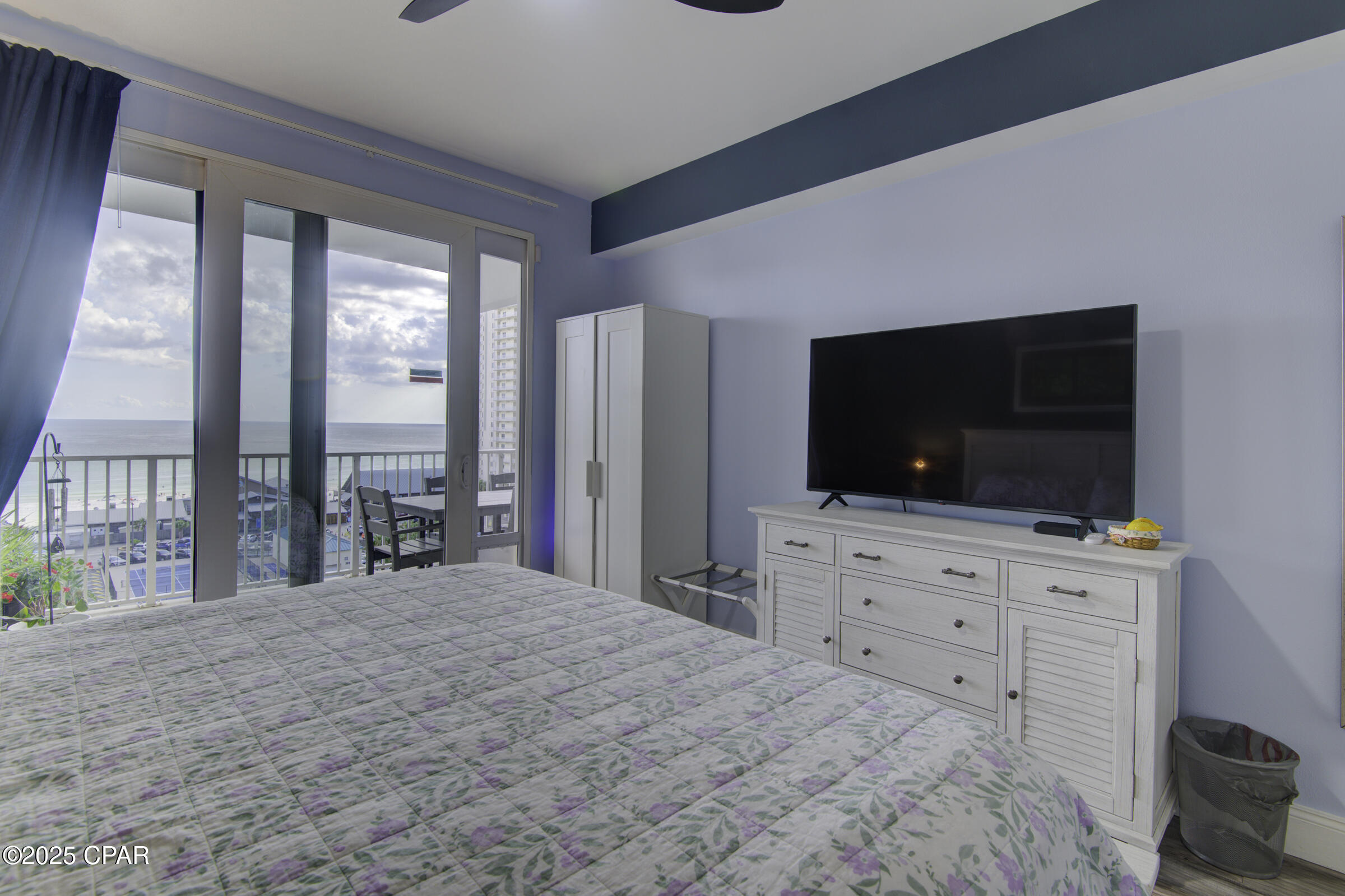 Image 23 For 9860 Thomas Drive 725