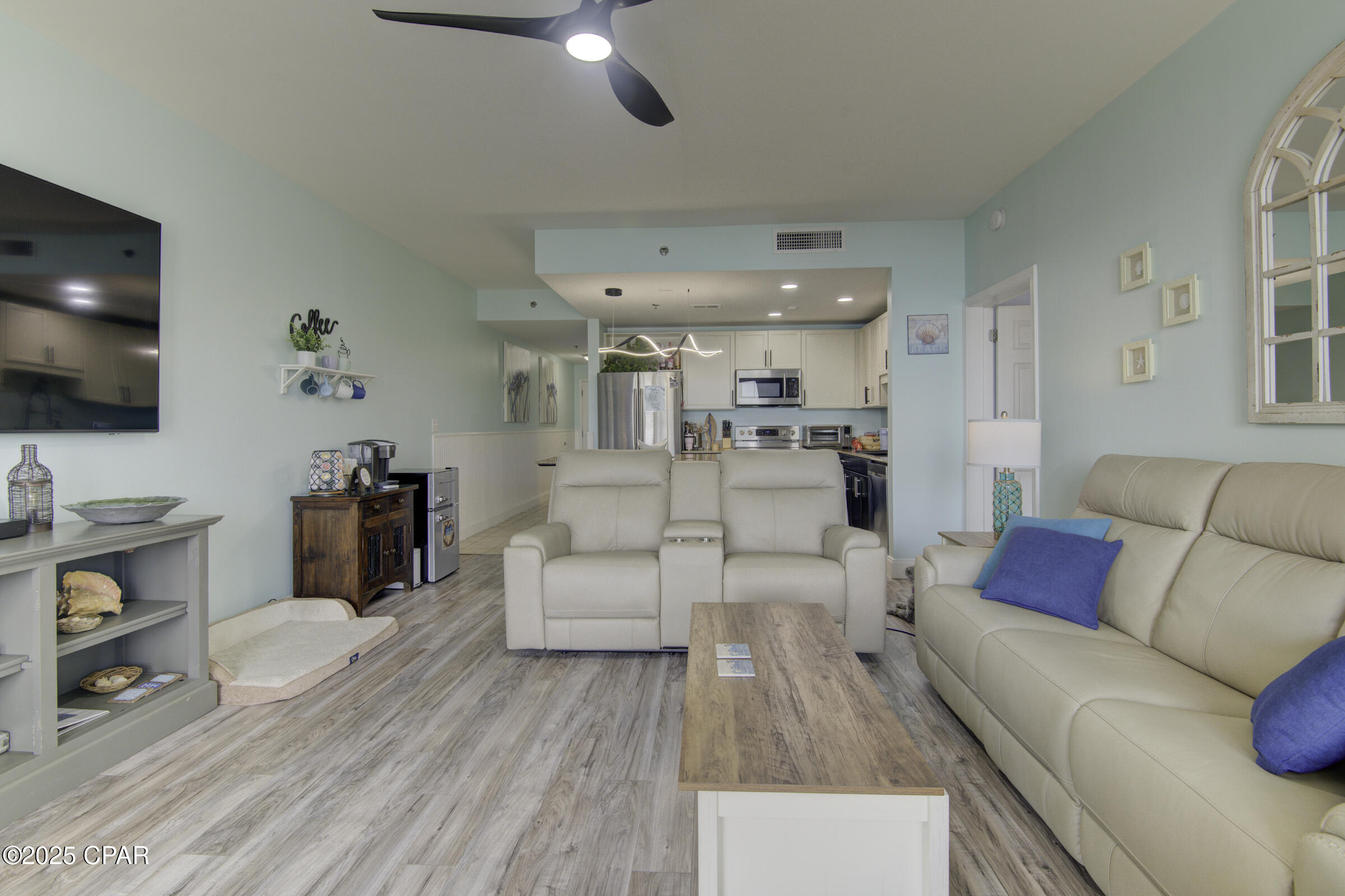 Image 8 For 9860 Thomas Drive 725