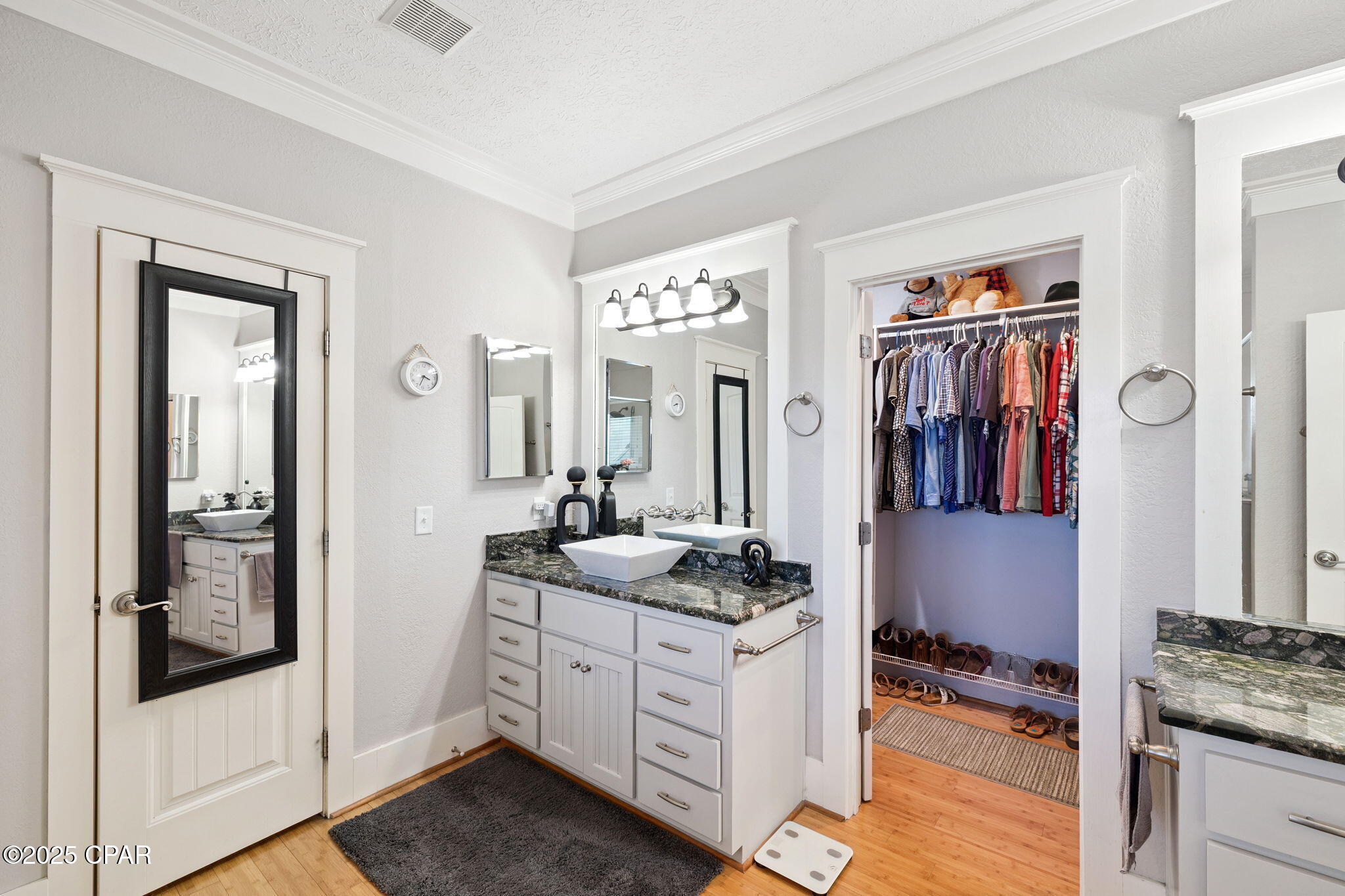 Yfwf Whi_p6dueac7dtauowoze8bf Xzbnralej75au