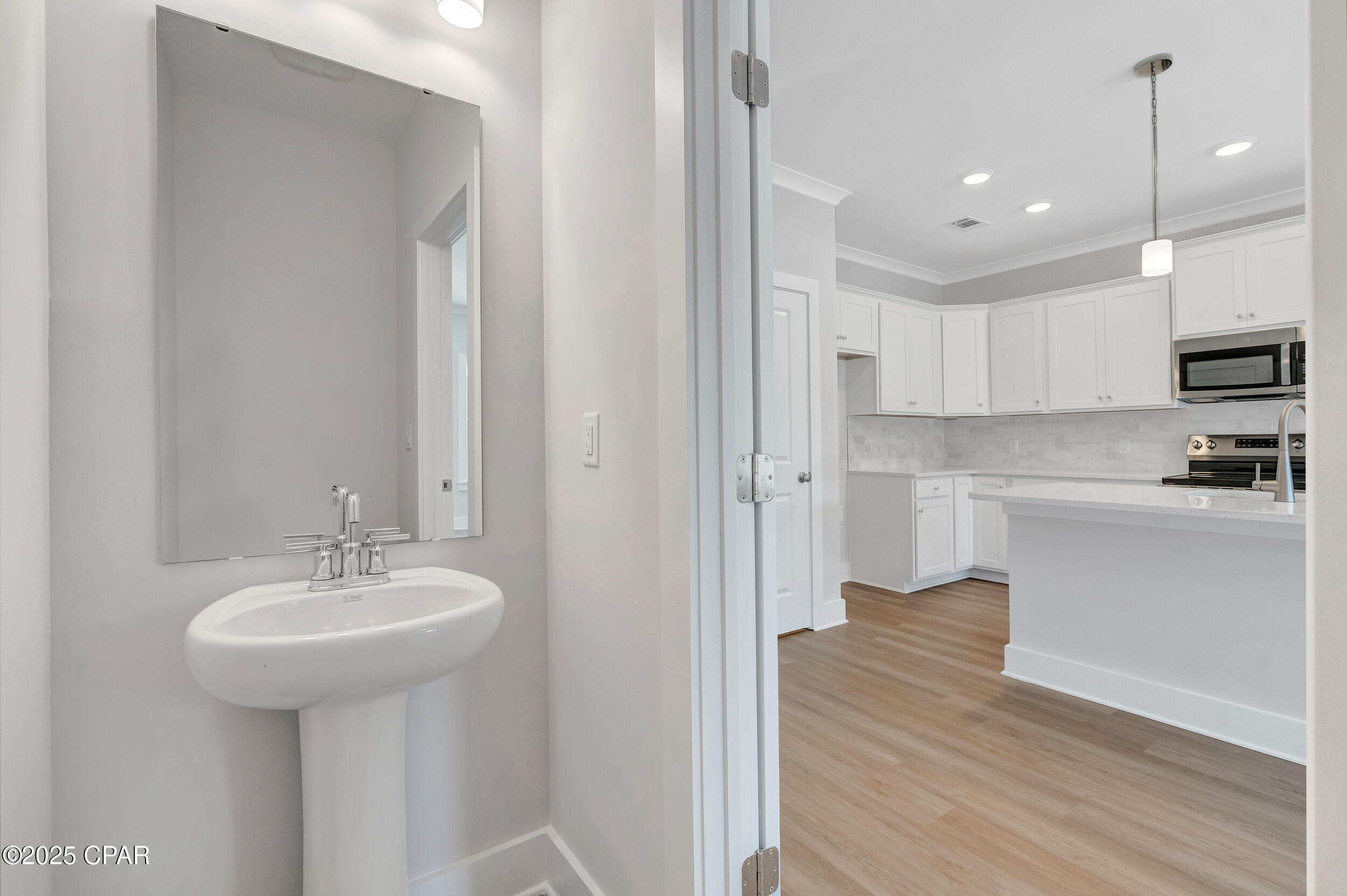 Gimungwyrcy3imz4rhy_2x75rr8catcb4rxspmmg8yc