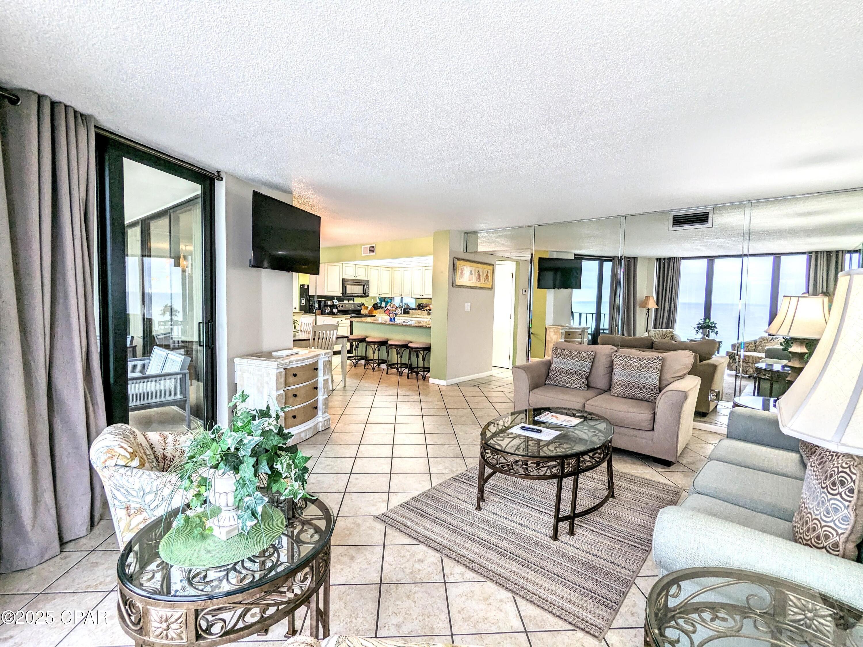 Lt70xsk59y9rz56jbesusxrbenbgk7zic9jf5_ccrgm