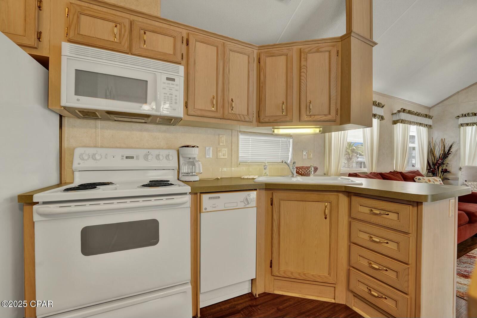 Wjtgfe7c8pauratialbo Rax53kgdy1lnuvtsvaretu