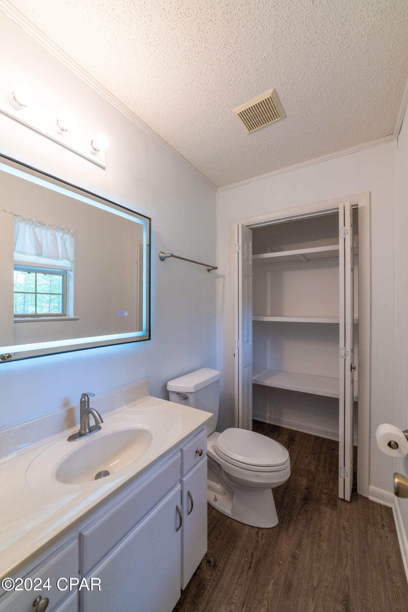 Dradnufyattulvddfhnnhqfvc04ruryxxvxfgjvljlo