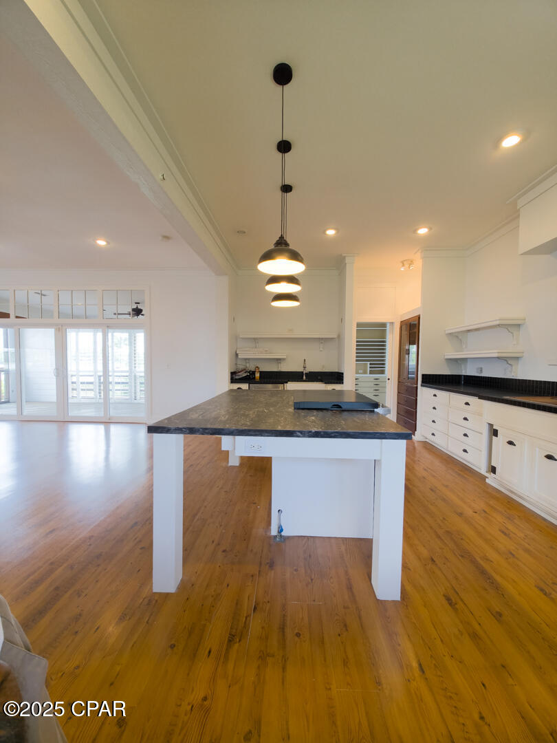 Vdazu_fy4xn Pwqgns0cxrzzlxmm_abah79jqw1p3ya