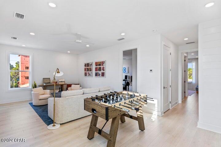 Image 45 For 17 Woodland Drive