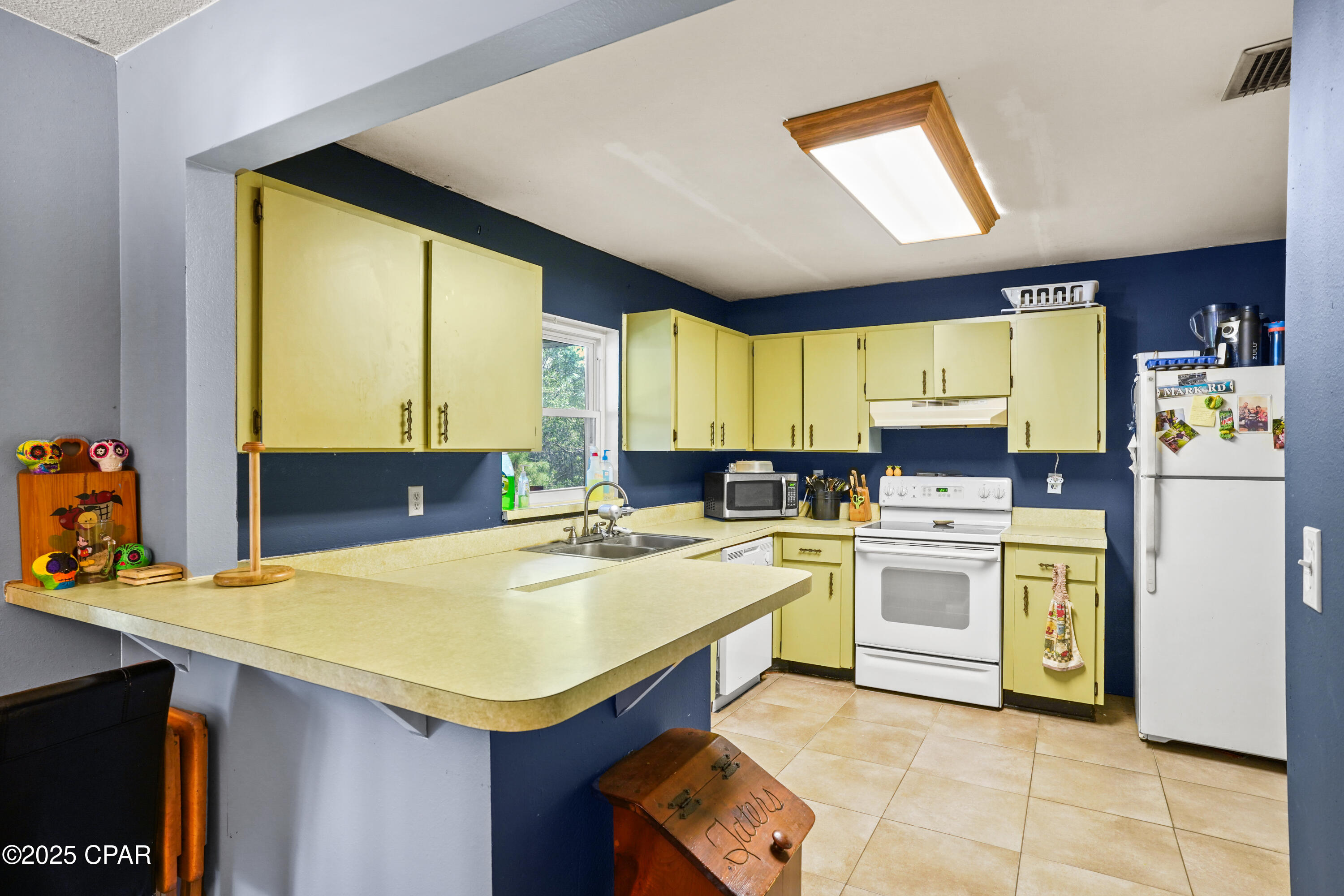 Bsd8hqqisitouk4tbarvez9eupgelwb4_no48fngyvq