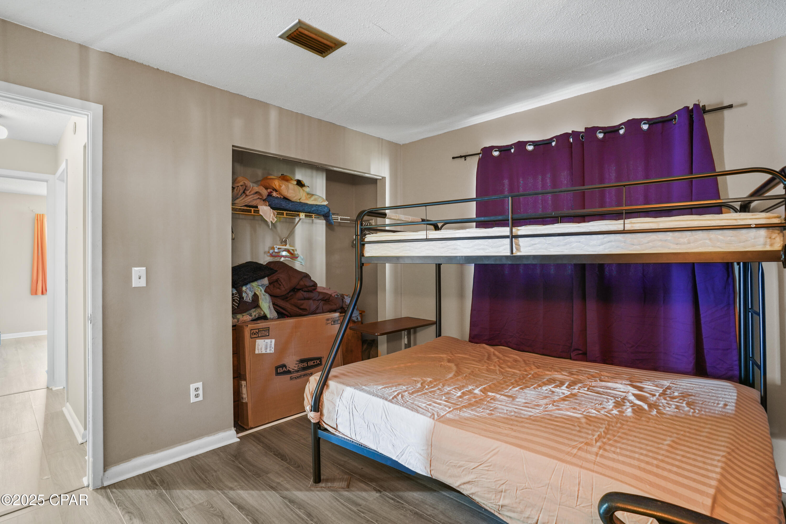 Image 6 For 4335 Country Club Boulevard