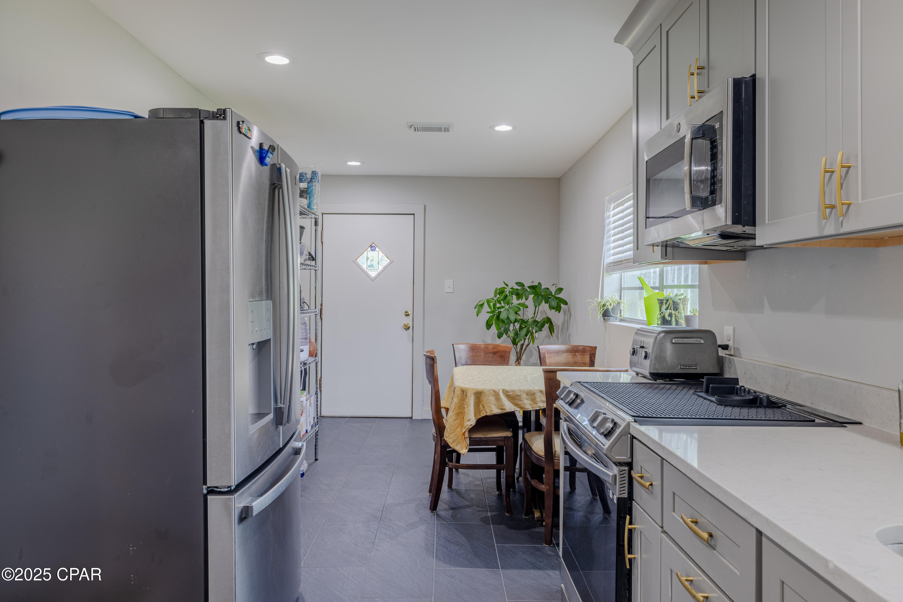 Jt1jmk1x Ocimxd43yfxwhxt9t1nd2chqzerhfeeejo