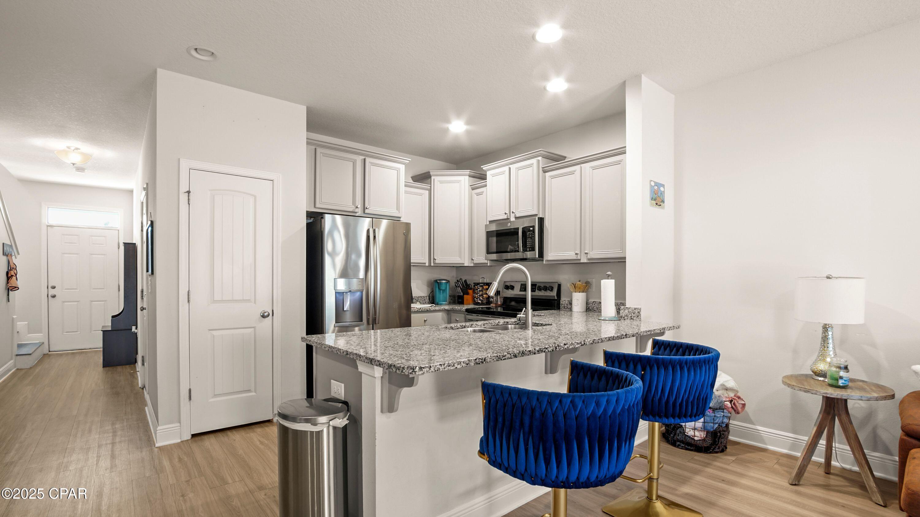 Gybbc01n75a4j4tdzp3czv7ps6_hv5qyhwessygschk