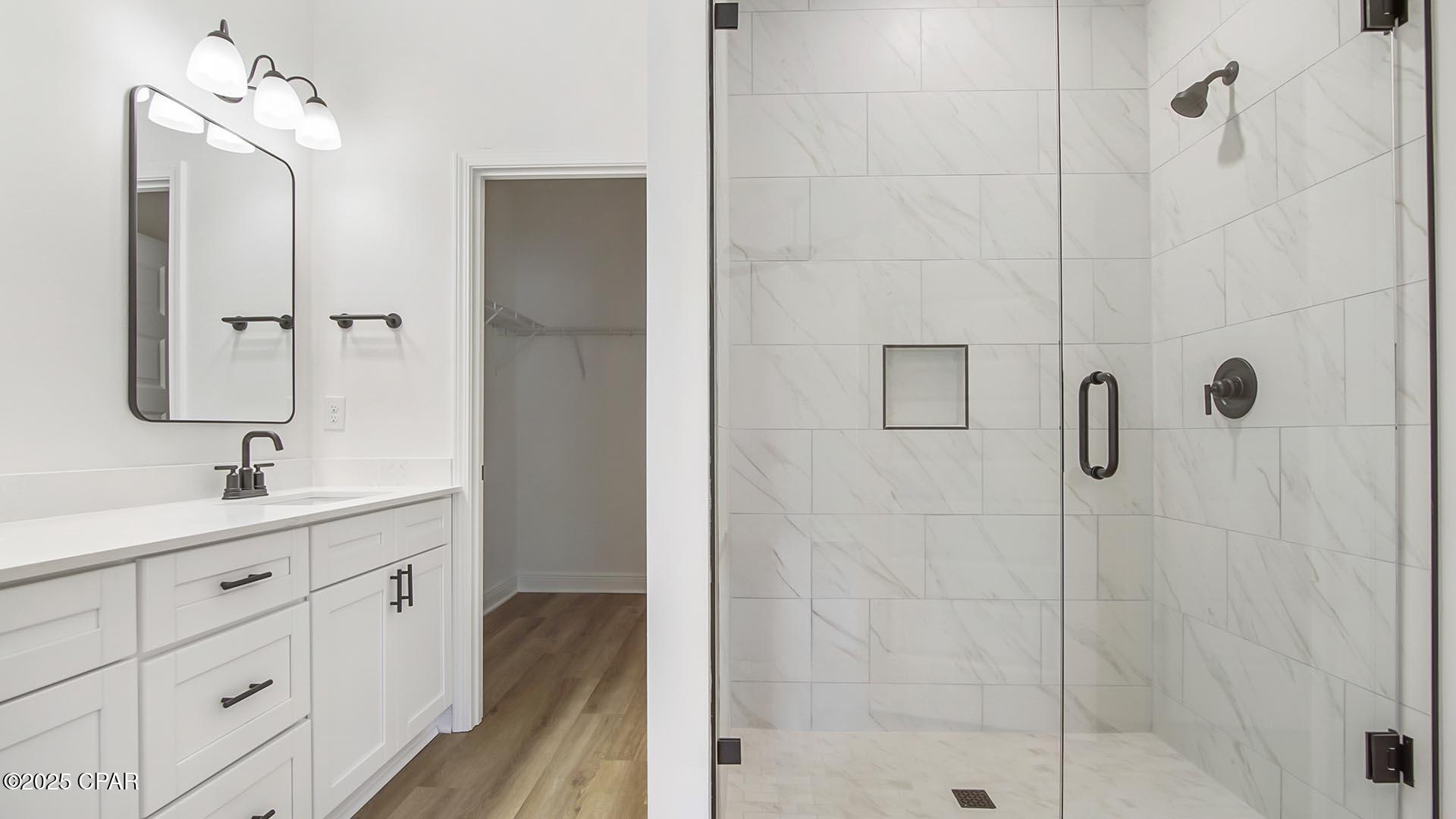 48pjaq8lvwvfbfnkfb2upkdae_kg8ropgxaarhnu8eo