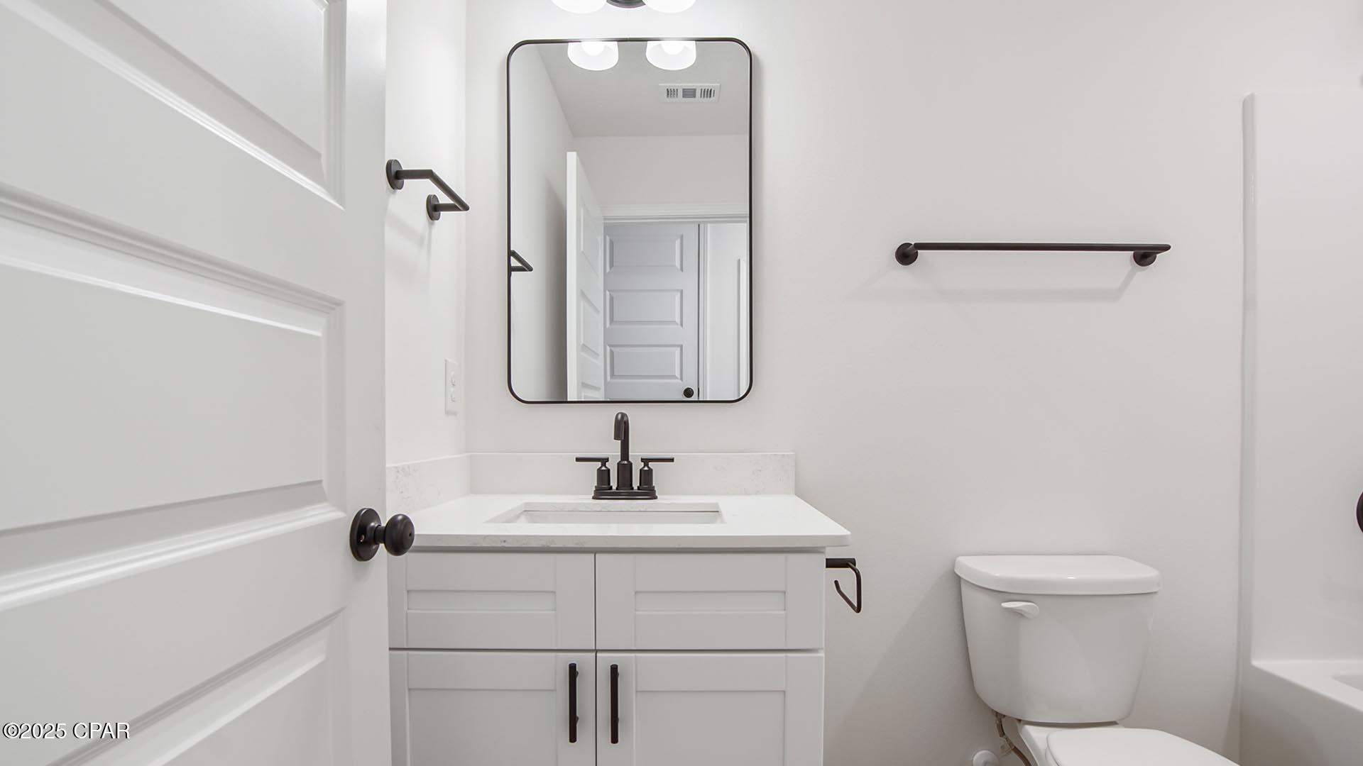 Mmgqcpyazphlglnui0l5xbf2_j9etraxmmeccnx0ilm