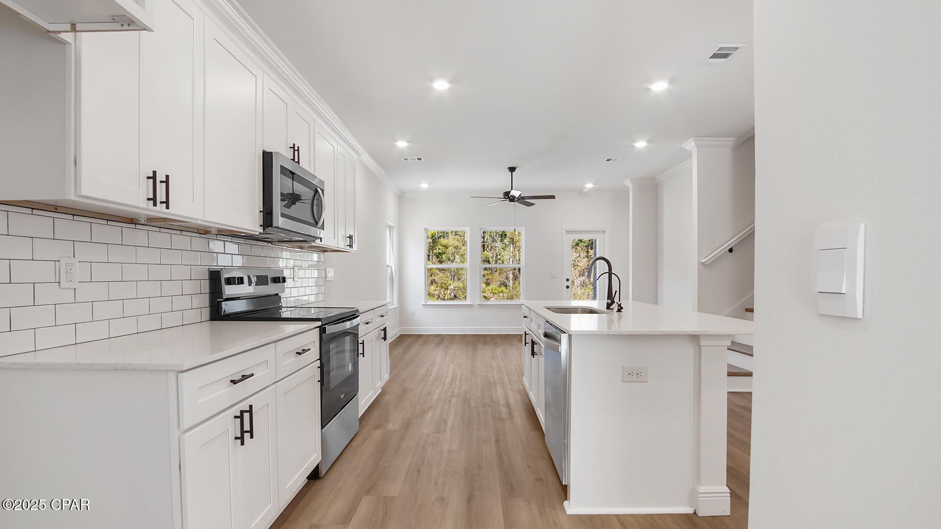 6dusl C3i8qsikhiodrui1blzcttoc7_tl8vjsfqzke