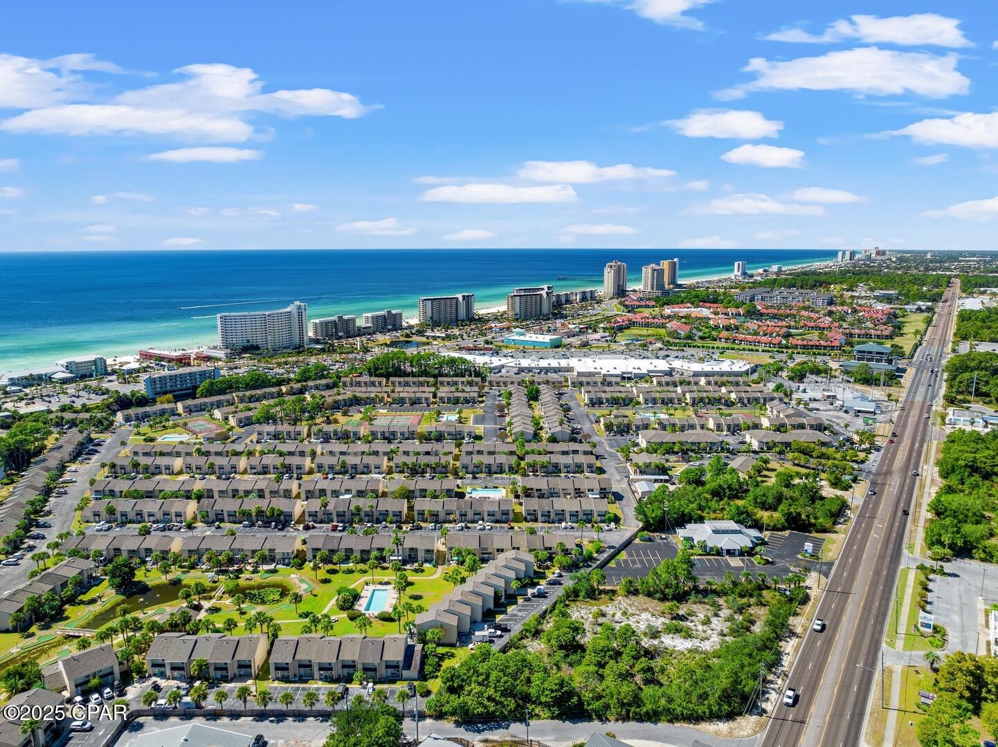 Afvlfw0n5zyvb3cqbq_b F Zlcc77akznbgbpvu_shs