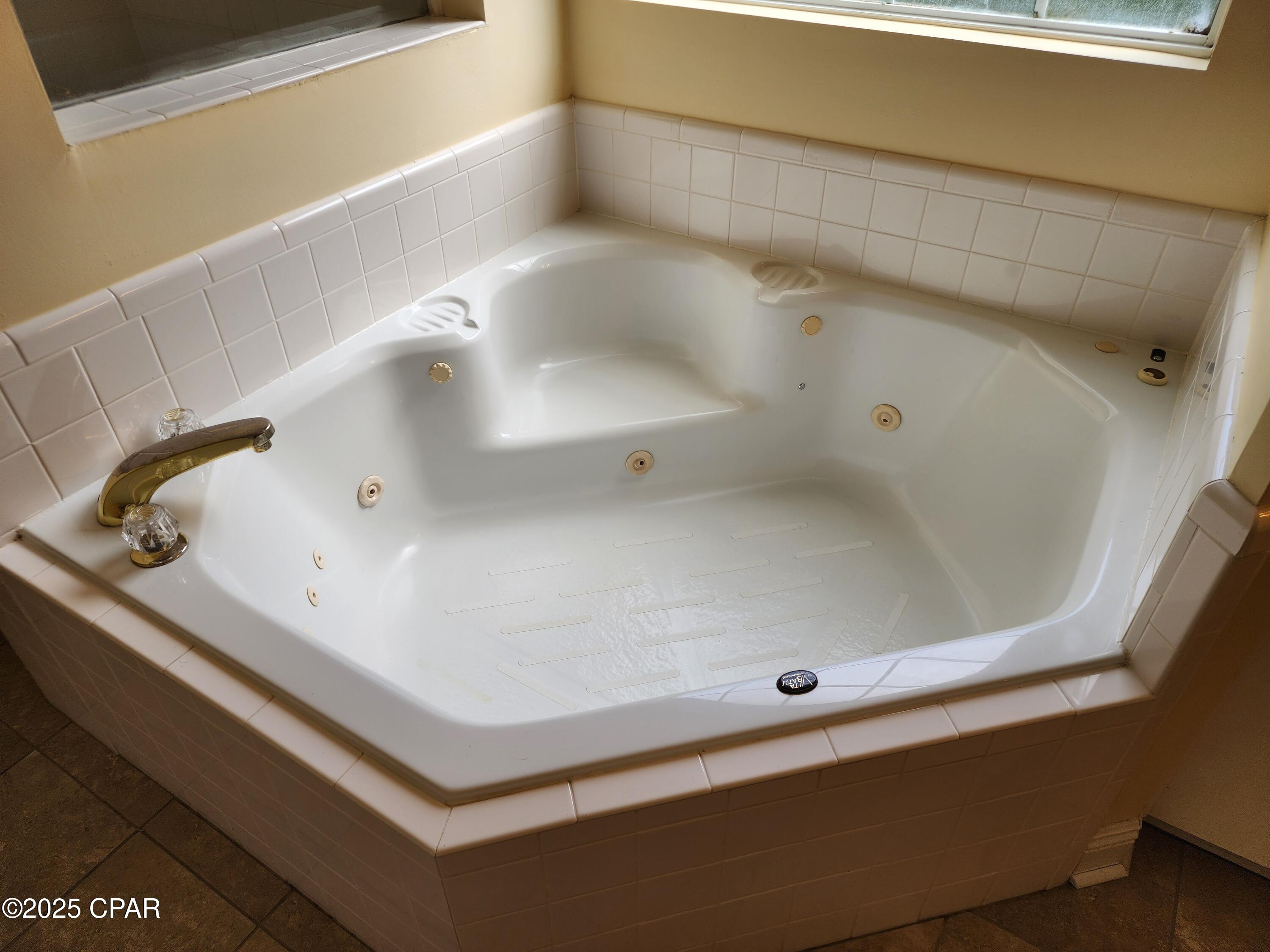 Ngp7twpohyuysitjls Bcrur1h3sv7v0ncq3t0qk_dg