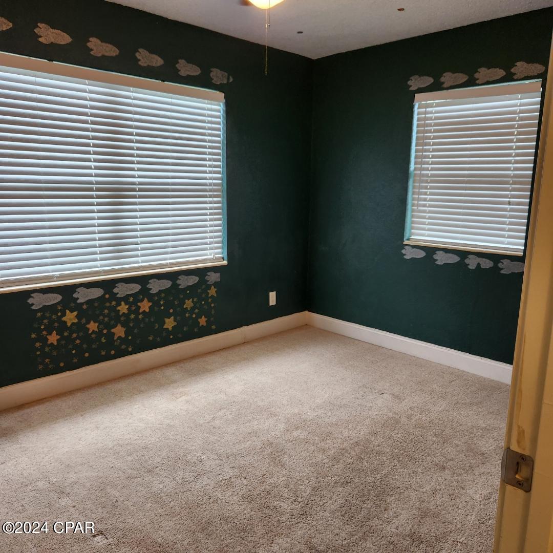 Rraafgu_xd8f4f2ozdnxiwavmvkz0vdnvy 3efrpx5q