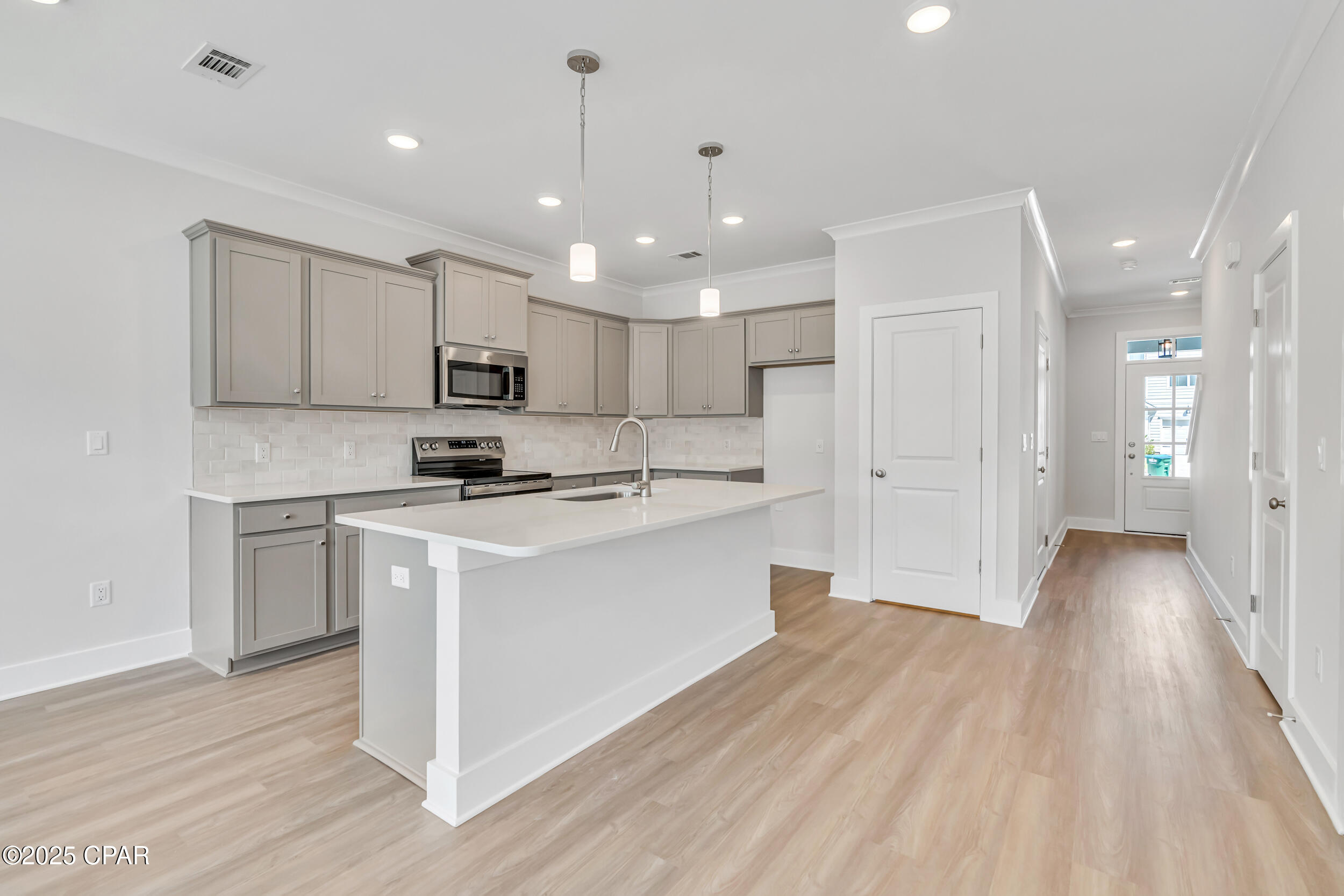 Zrm0t5en6lxab3nhss5kxgktez7yx93cn B1zsnhbus