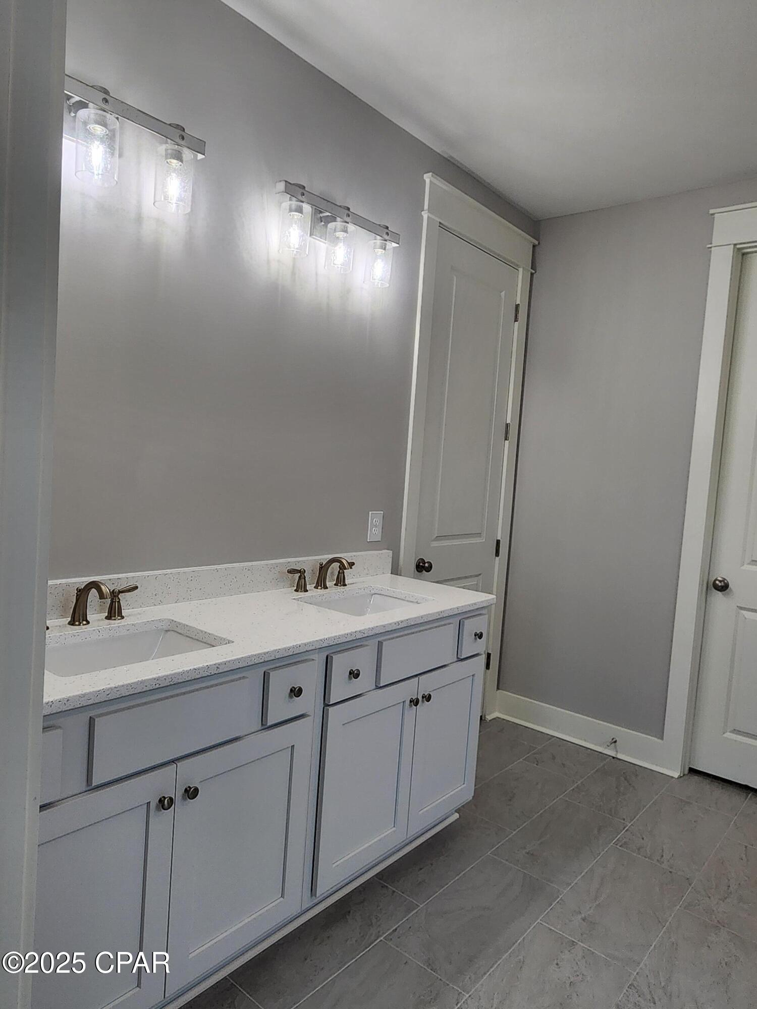 Xdgo7vuzhnqw5rzxpyxhq05r B9mdn31fpqqui2dbly