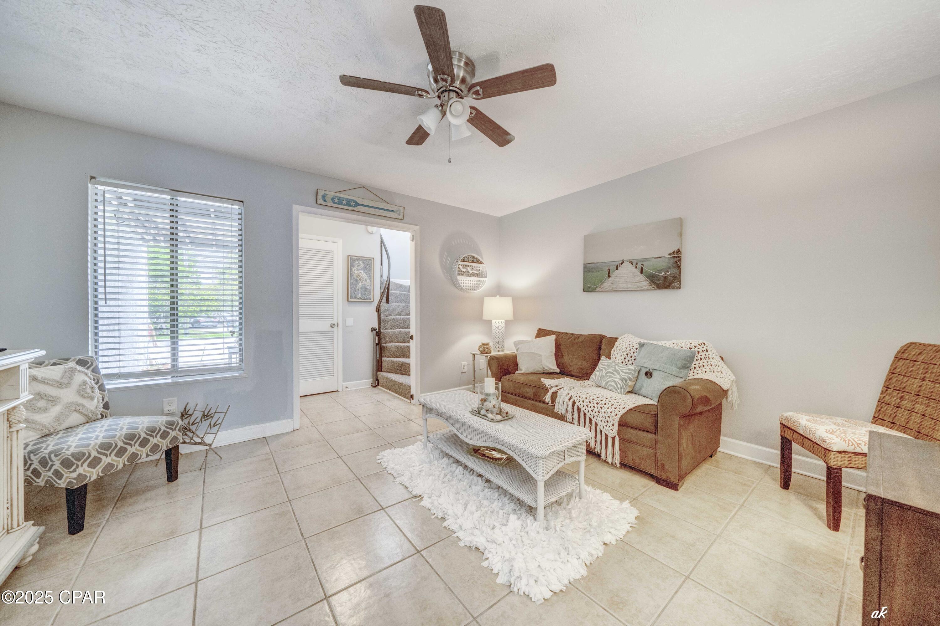 Image 4 For 6223 S. Lagoon Drive