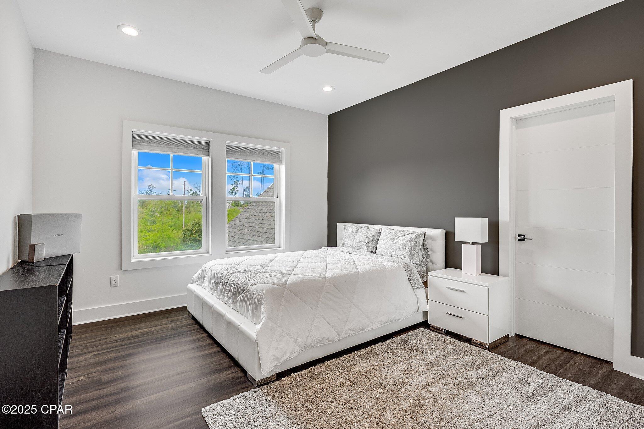 Cel_b4jivdytvpnofavfq4rmtihc2enmvdzecdpo1fe