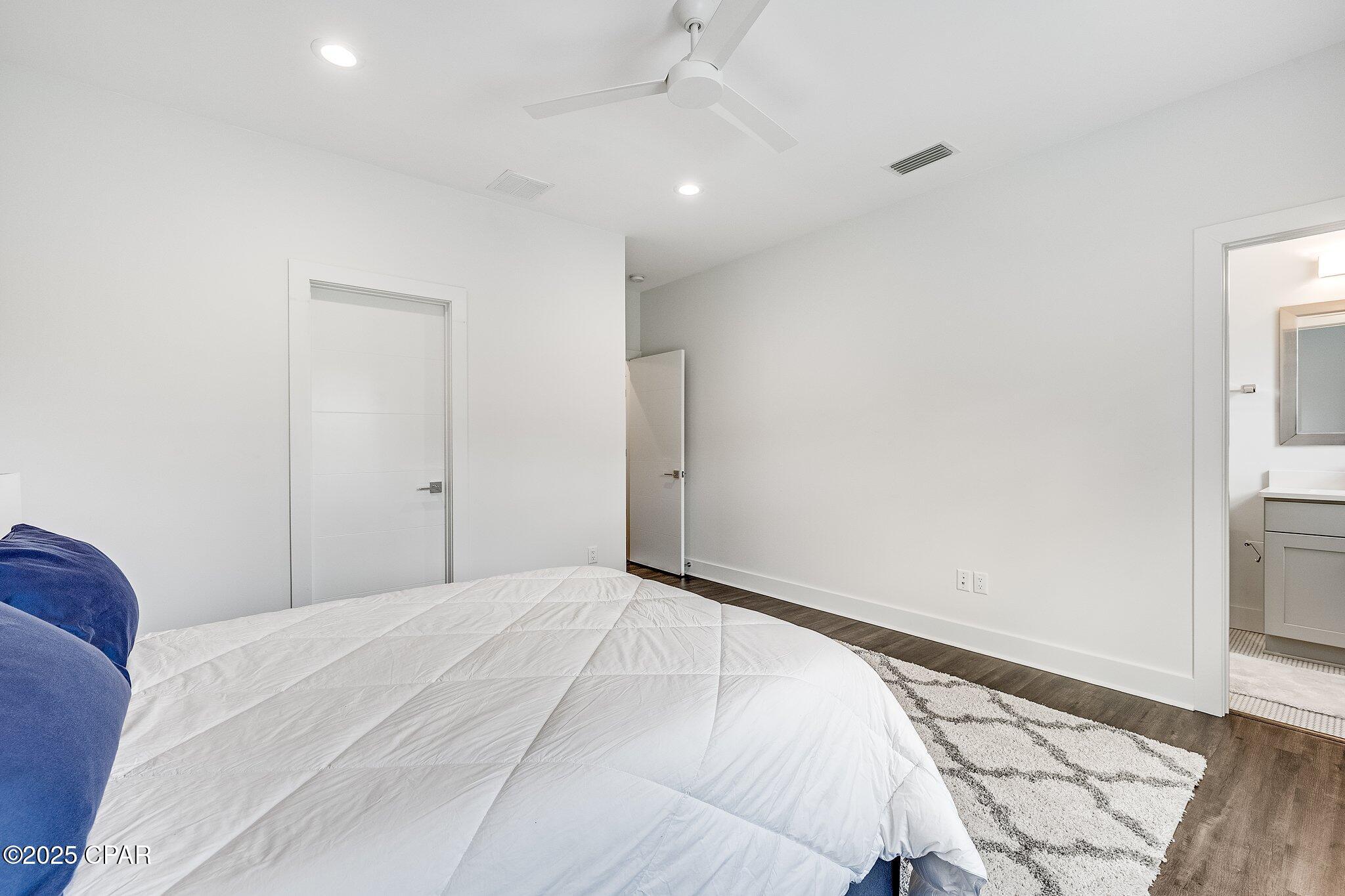 Foqljtxkehkxpeb67cj76bblqestyzowrmguttxjhlm