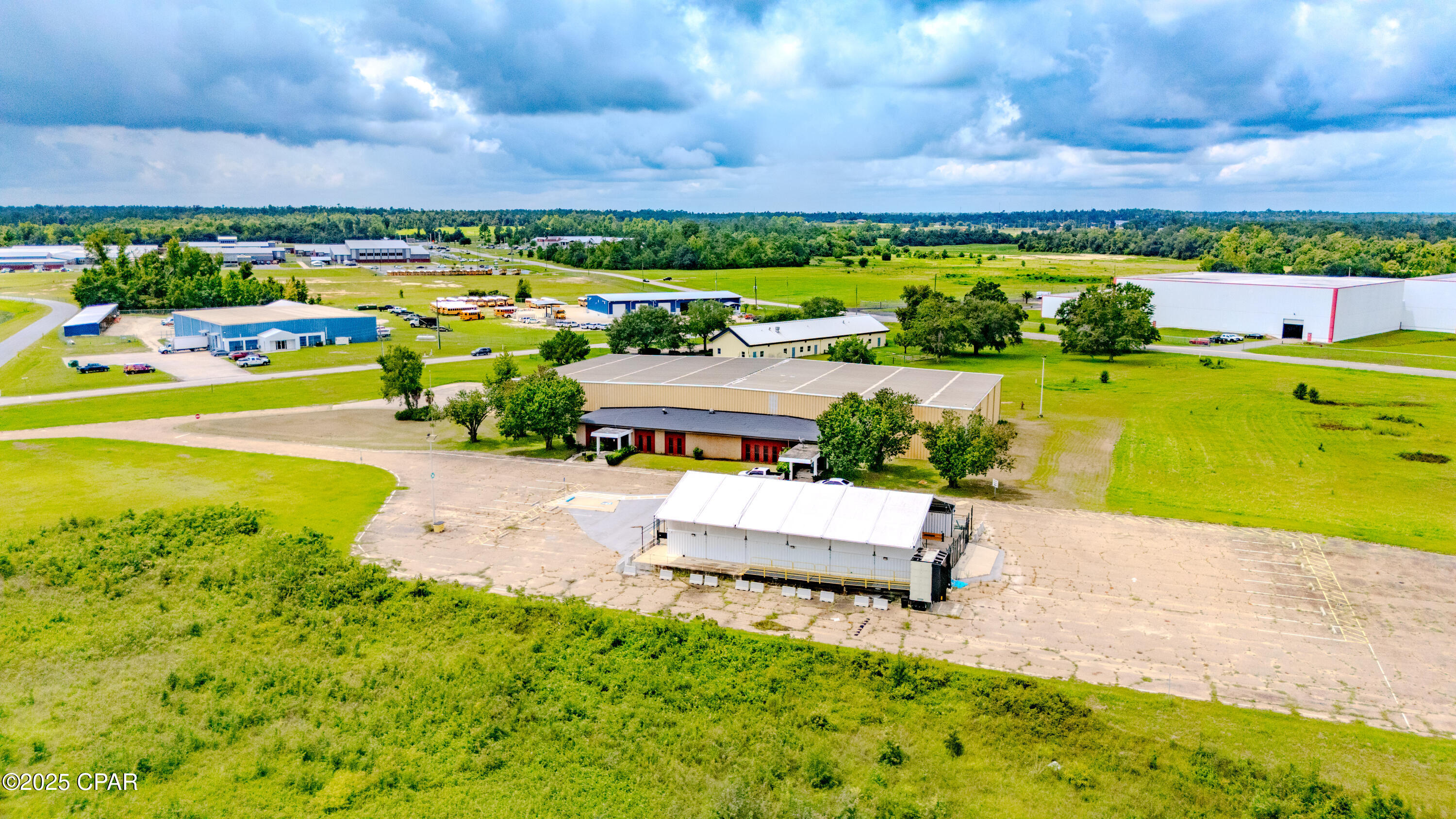 Cahtv7m1k04qlmv56l5lcnumr8aosyczibaaa Caa_g