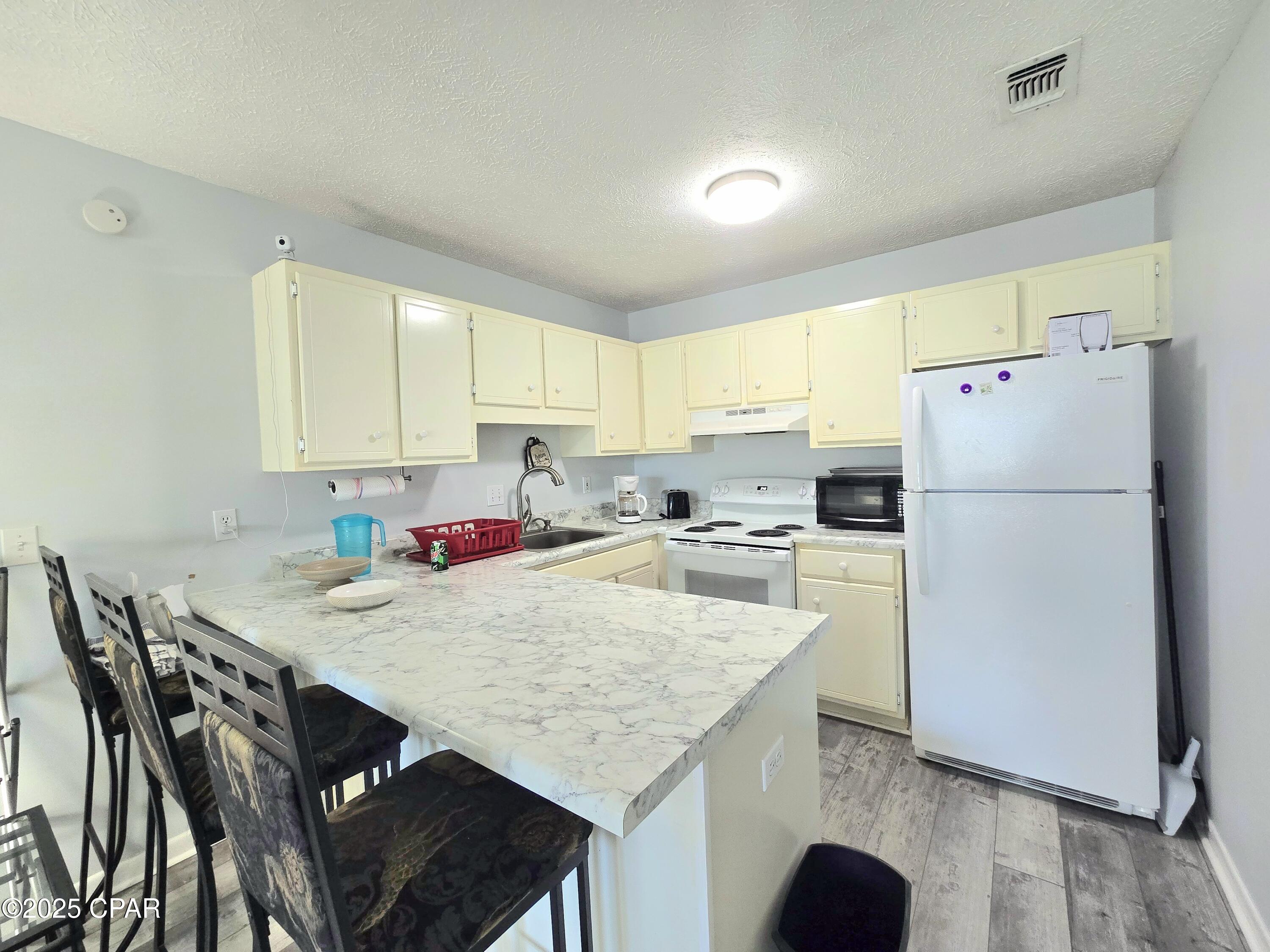 Ar_g7t7k R Yuwzgayv7wlcuhpm17ervaehd 5iilmo