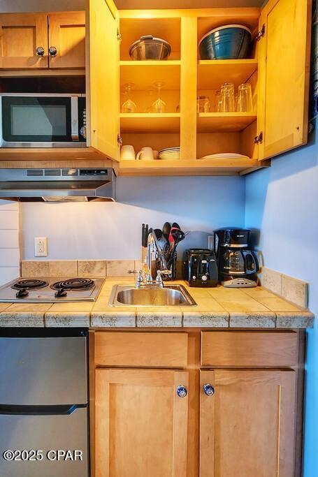 B_e Eyvdocnnhfczi4pv2i6uvdywwfze7entaoss5pu