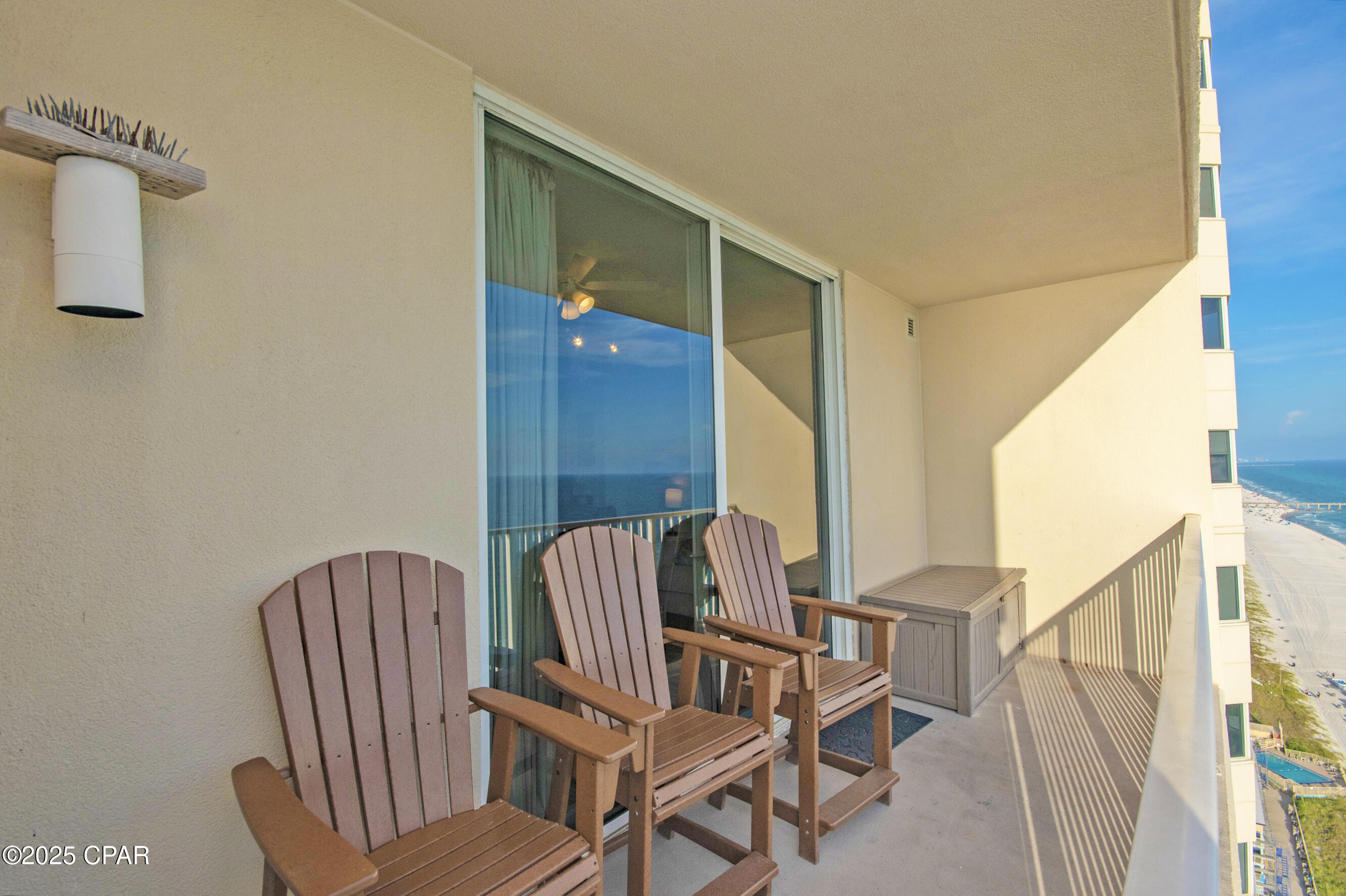 0_gulkg5 E3z6jnwrysa Gbg6erby3 Itsg Yhcxojy