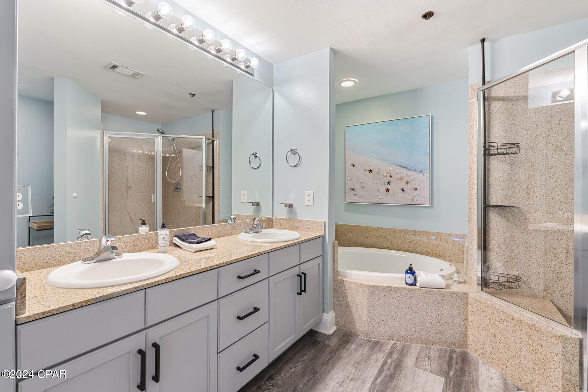 Image 22 For 9860 Thomas Drive 825