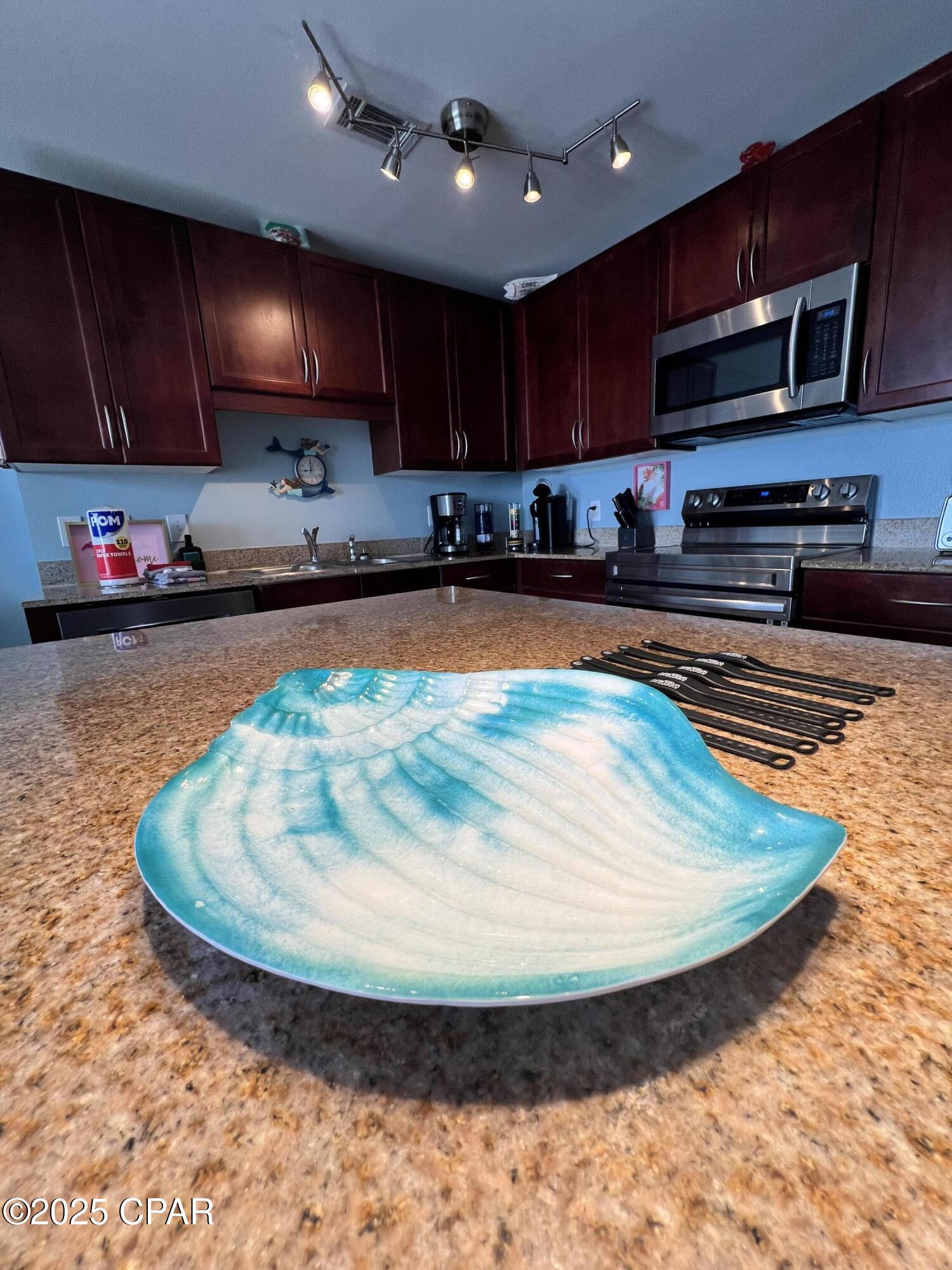 Ewk1cdd34nr1fnh3k1kuquzgdqqapclsttevgmwlrj4