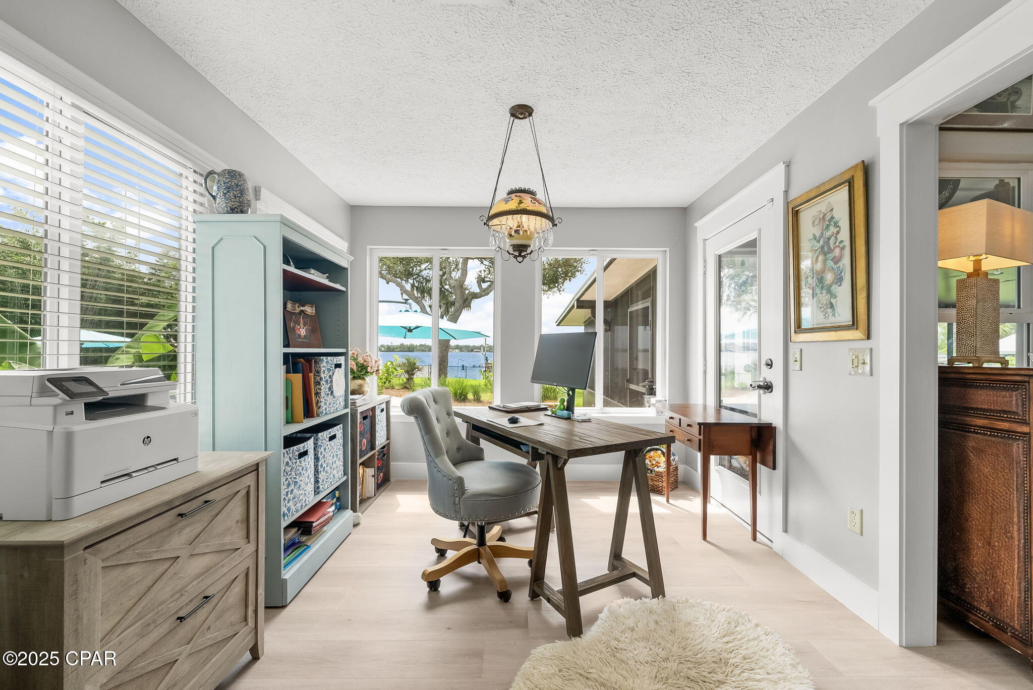 V Uefvxv_tcxpmfbwwlkbmi8qyjvc4carymgpeyncnc