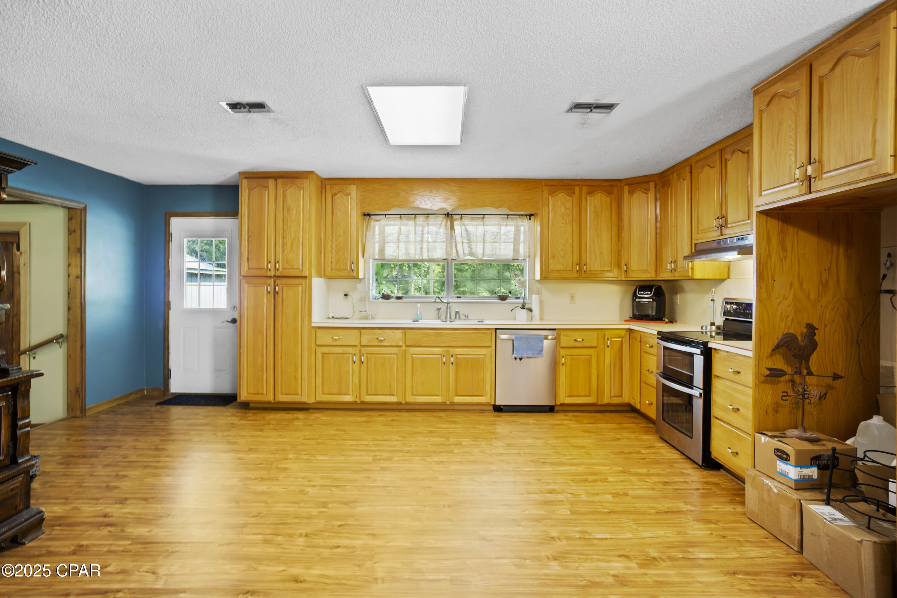 Ydu9h5bcfnxkecb2mg5f6fy4t17vtdfbqnrjgeg5 Bw