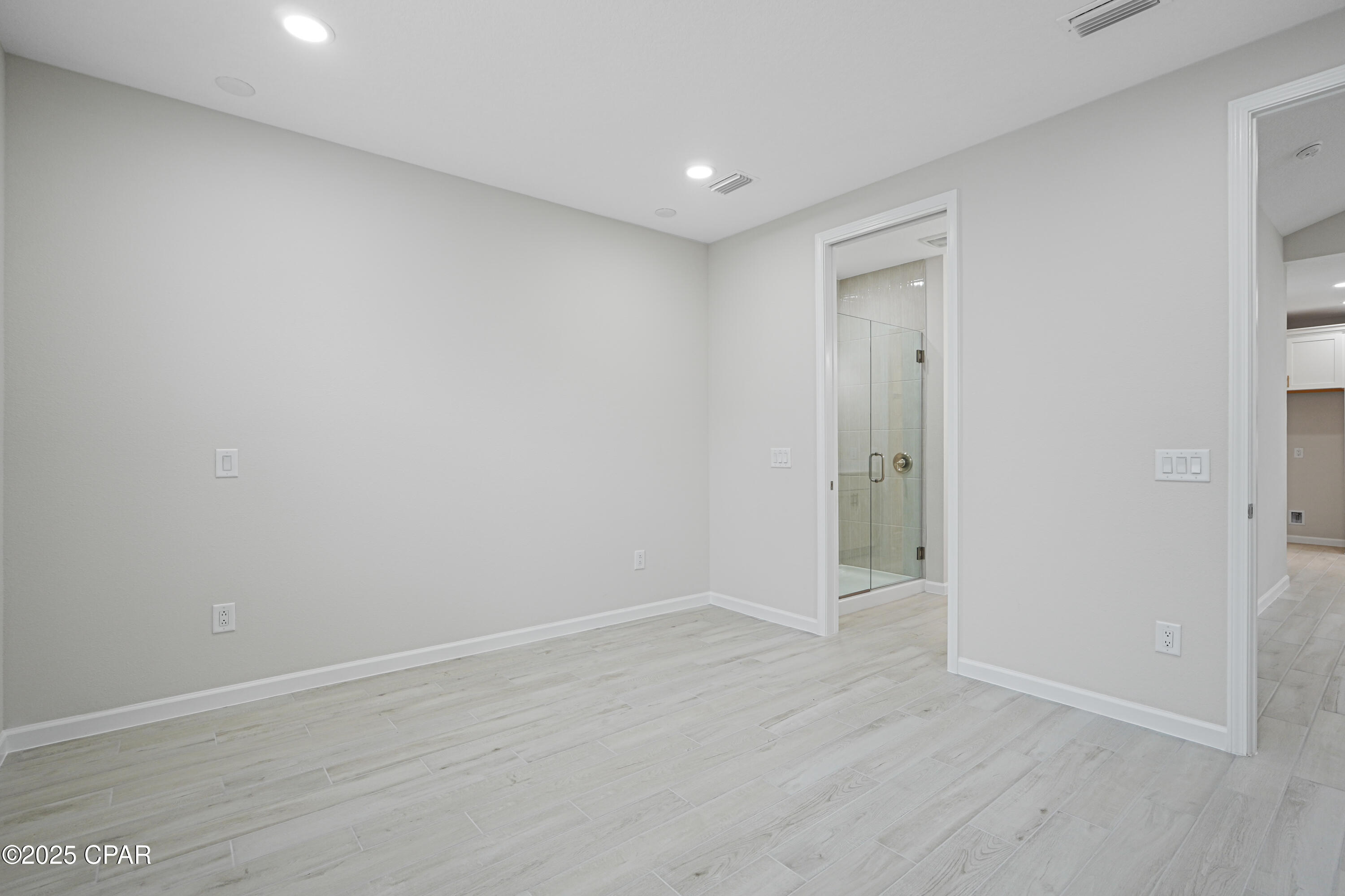 Rjdhr9kh4bmql2lfughz9emu_wl8h3c4b7sdnel8p0c