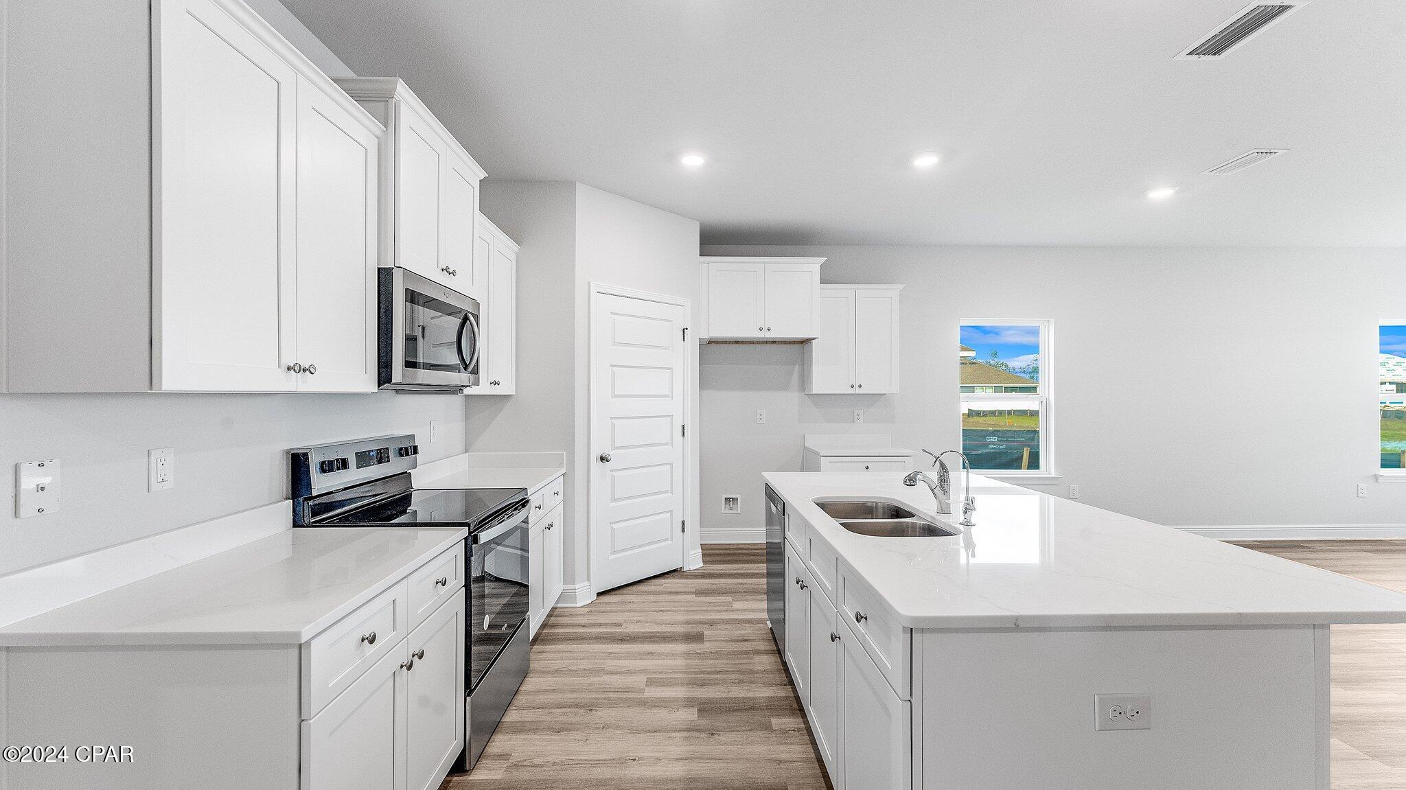 J Filcs46gztt4cjsk18qadcsomhj Stelyu1mvzcyq